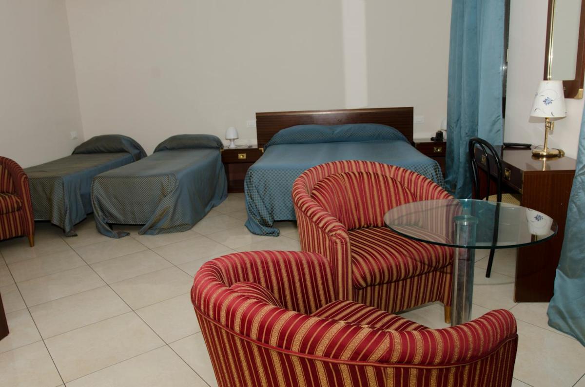 Family Suite photo 2