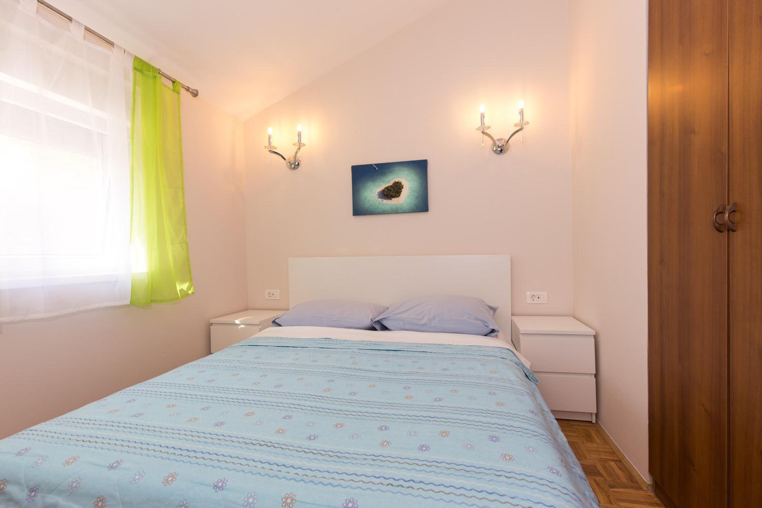 One-Bedroom Apartment with Balcony photo 3