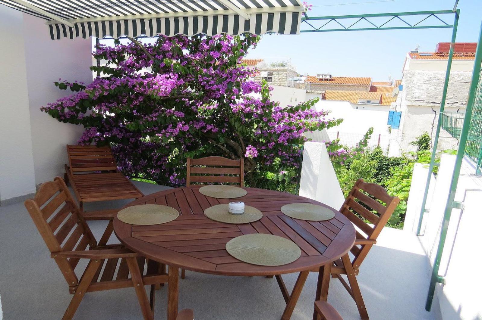 Apartment with Terrace