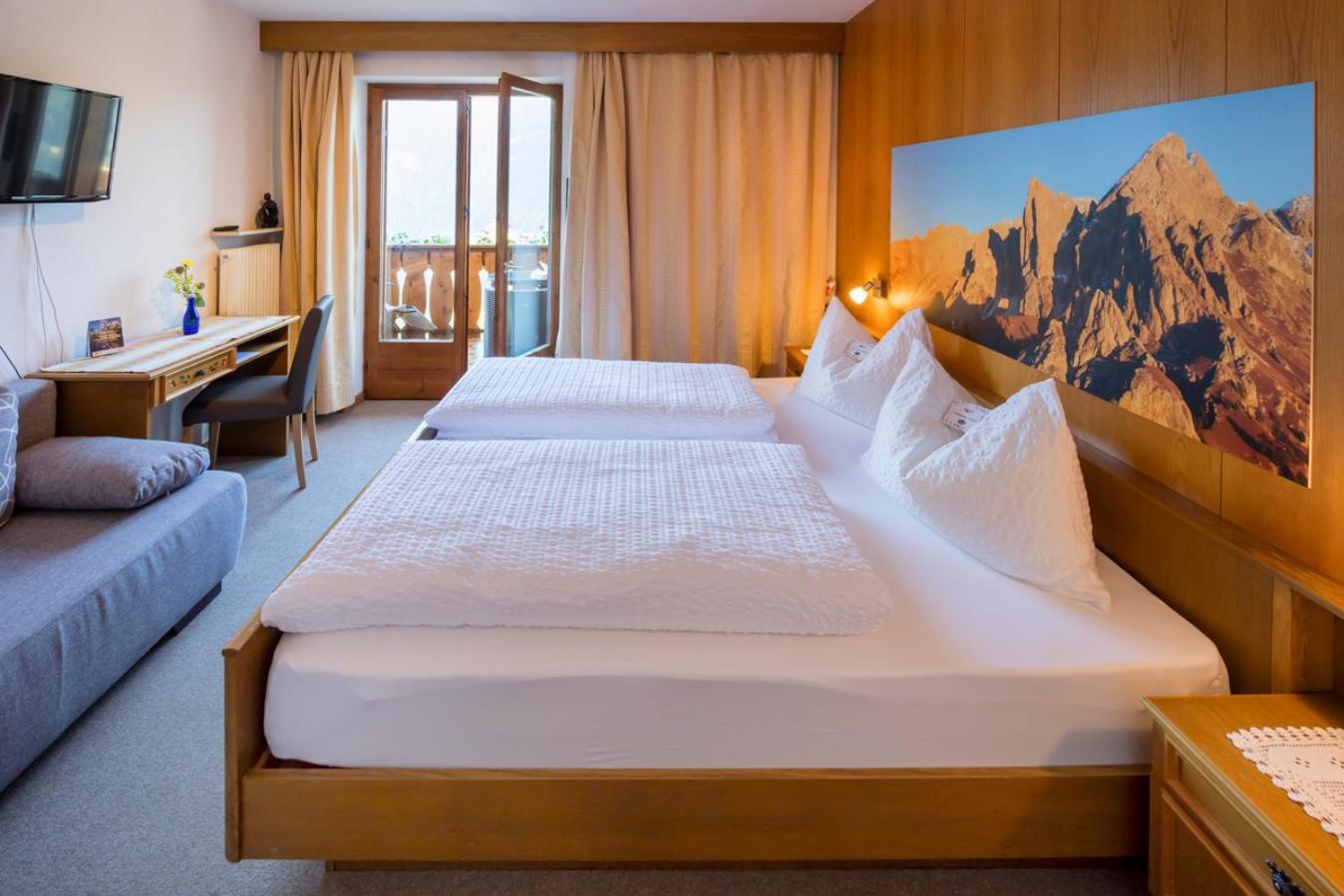 Double Room with Valley View photo 3