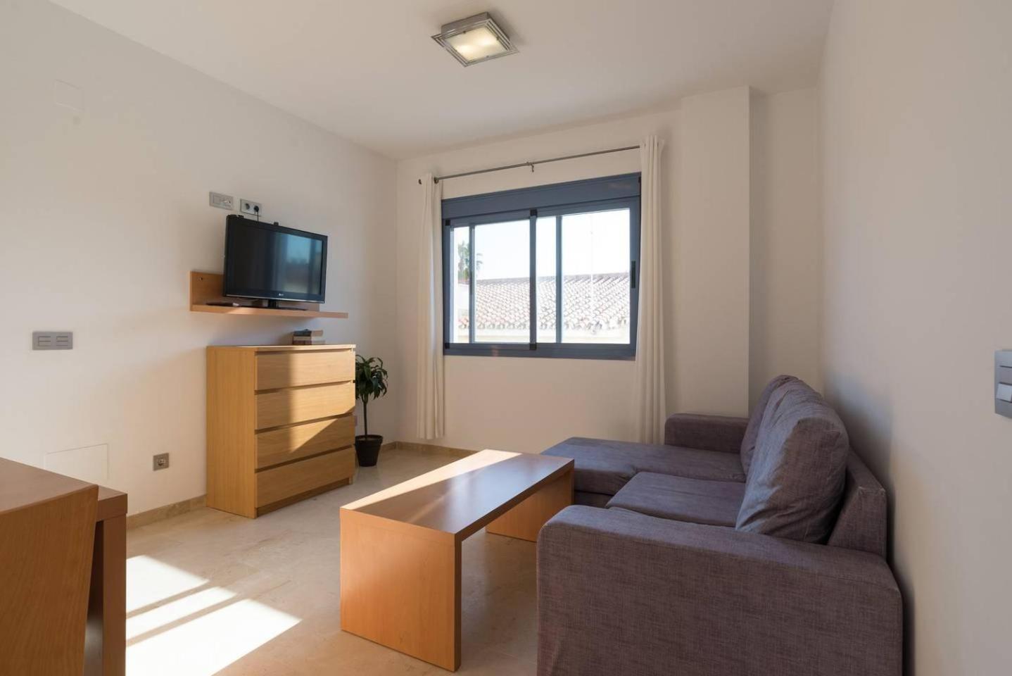 Apartamento con vista al patio