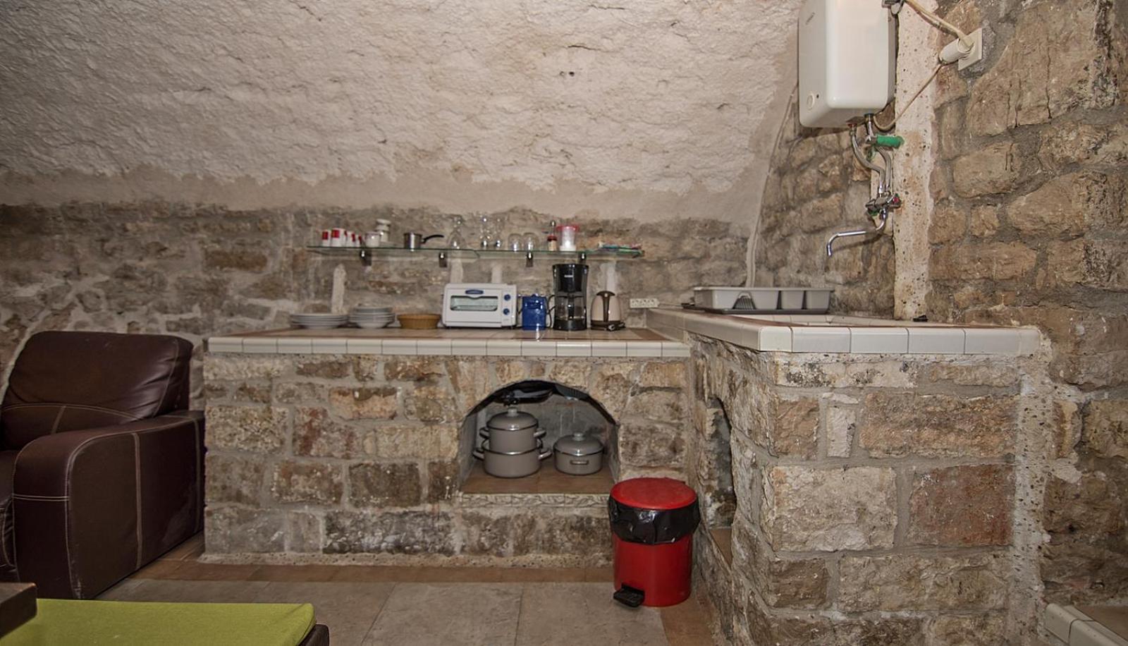 Studio Apartment with Sea View - Photo 12