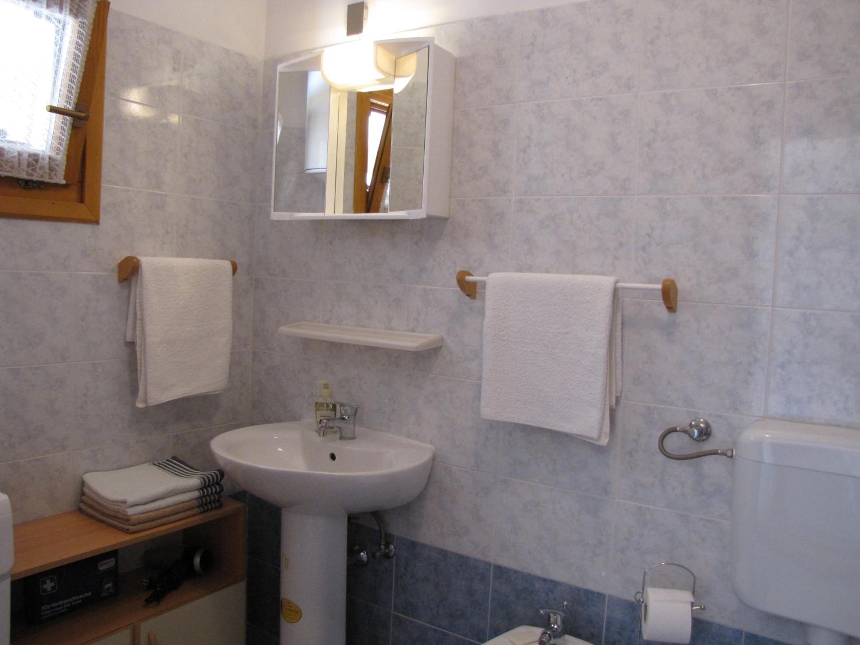 One-Bedroom Apartment - Photo 39