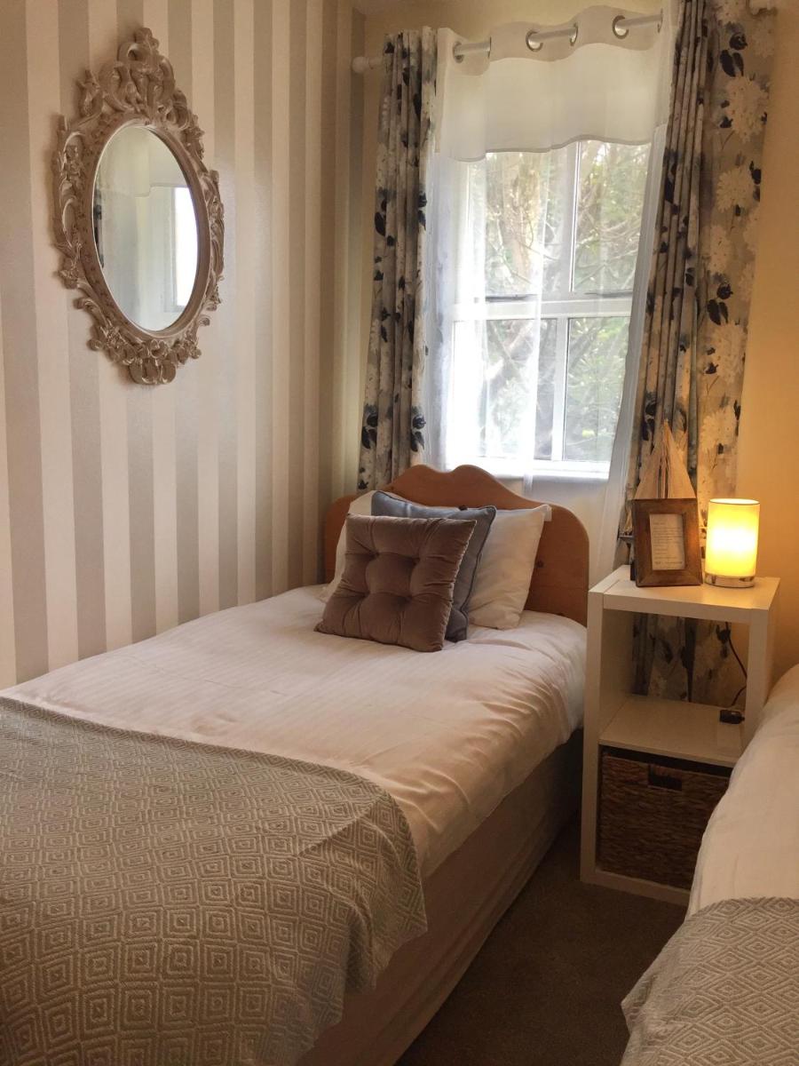 Classic Twin Room photo 1