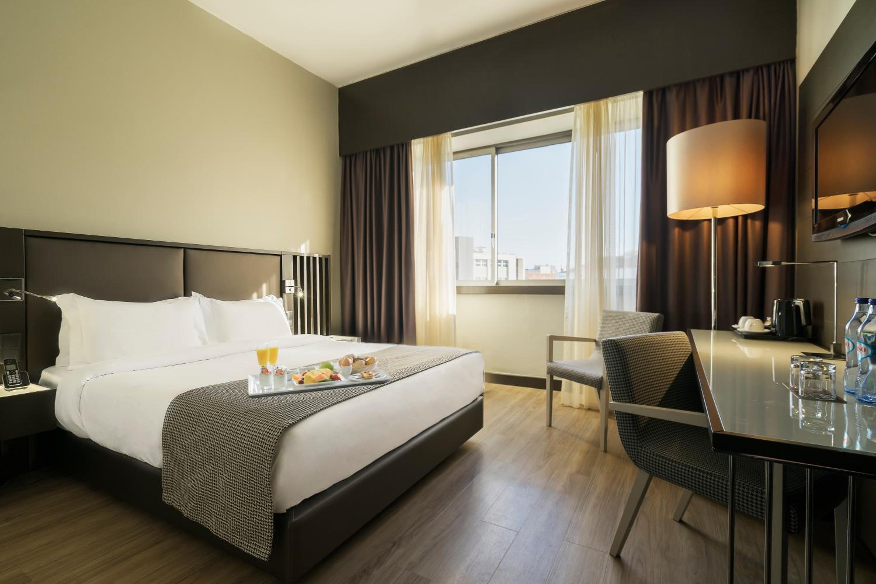 Double or Twin Room - Photo 6