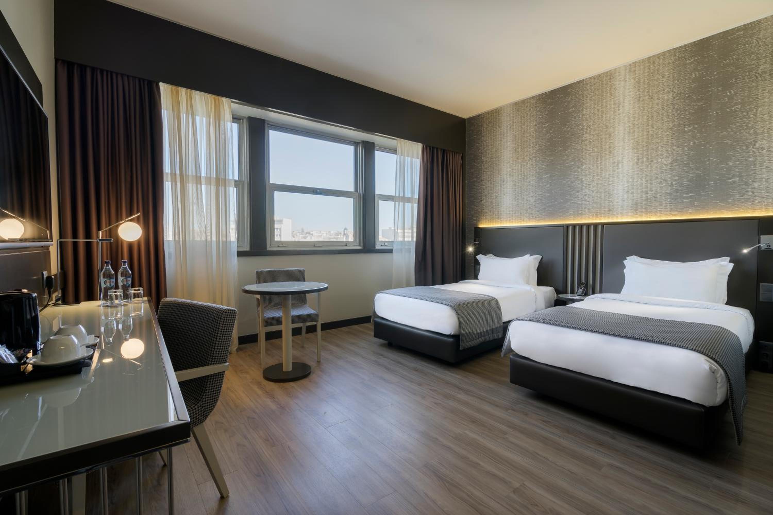 Comfort Twin Room - Photo 1