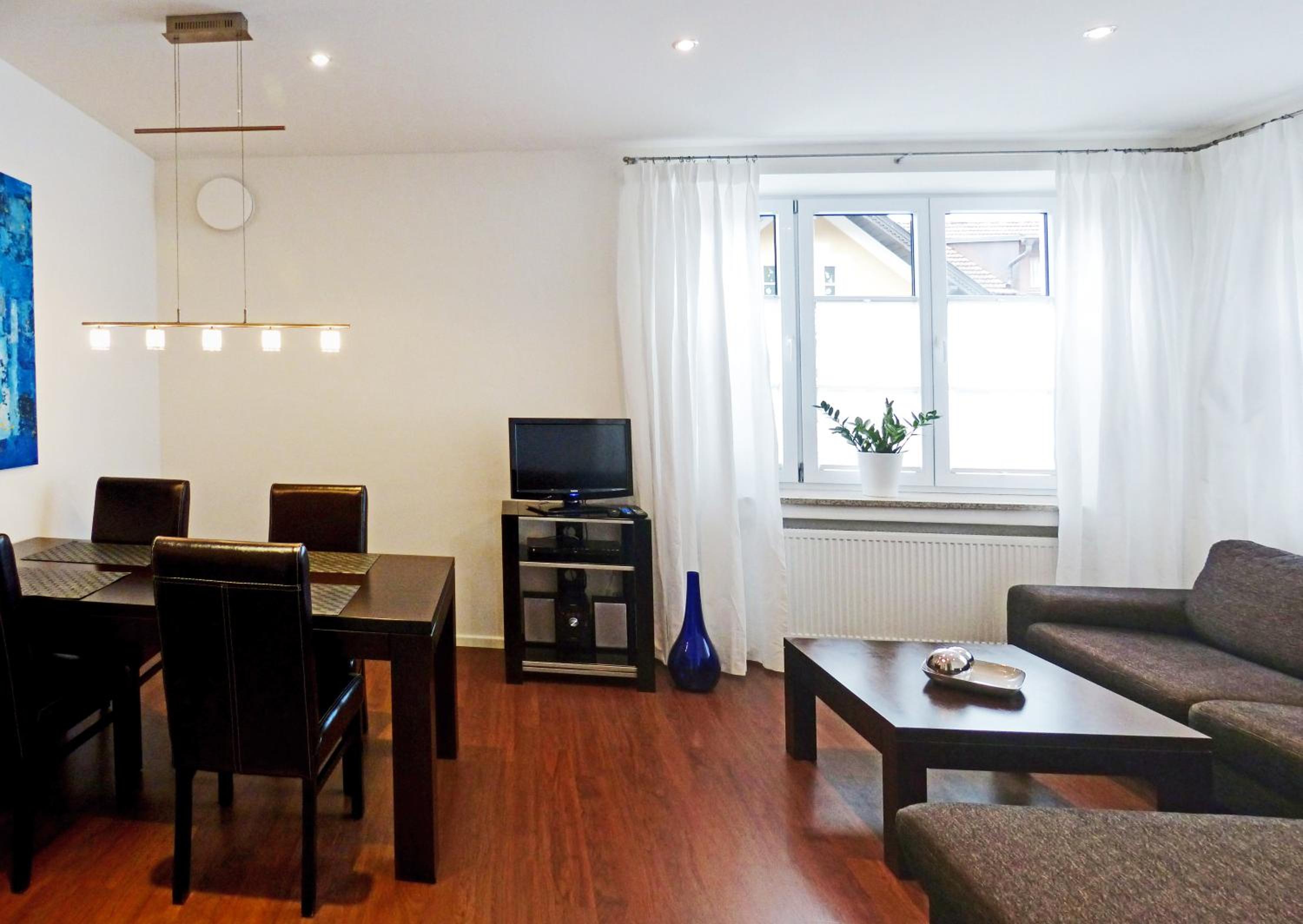 Apartment photo 1
