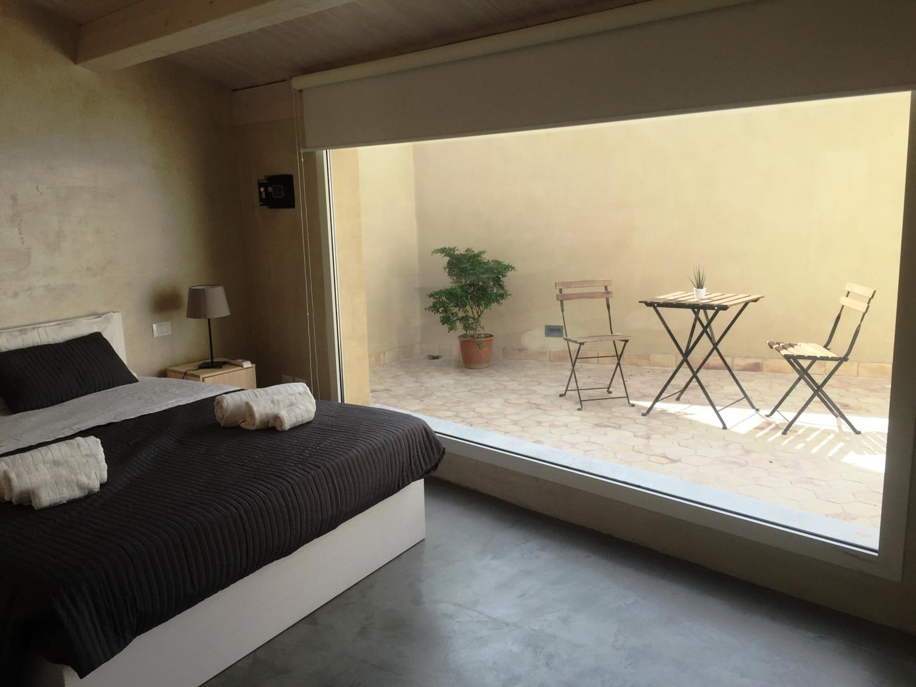 Triple Room with Terrace