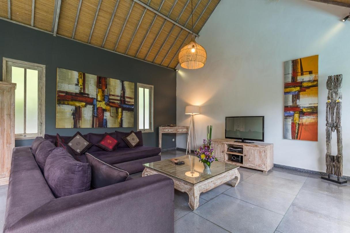 Three-Bedroom Villa photo 3