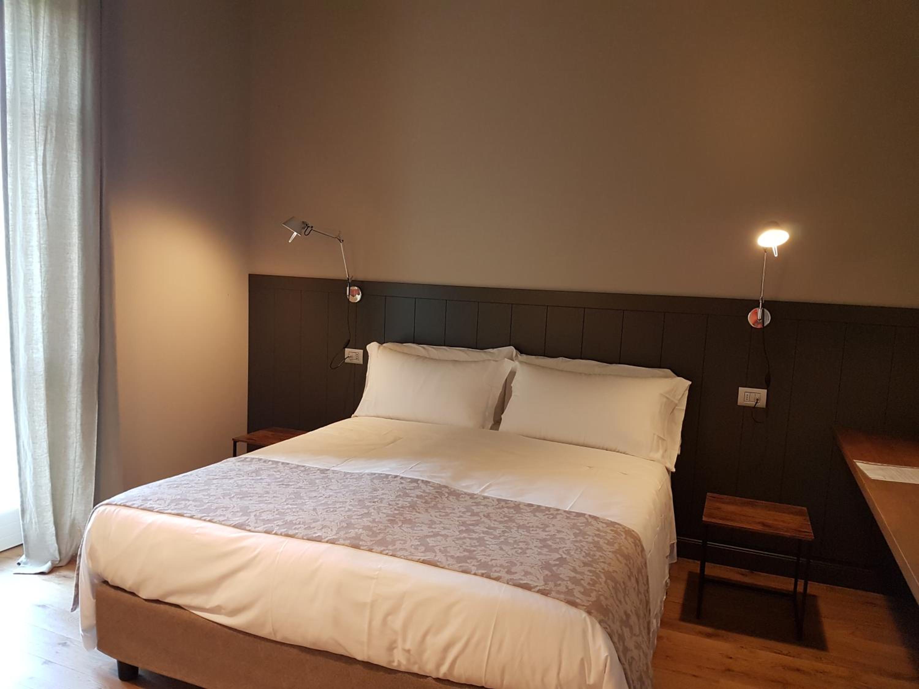 Double Room with Lake View