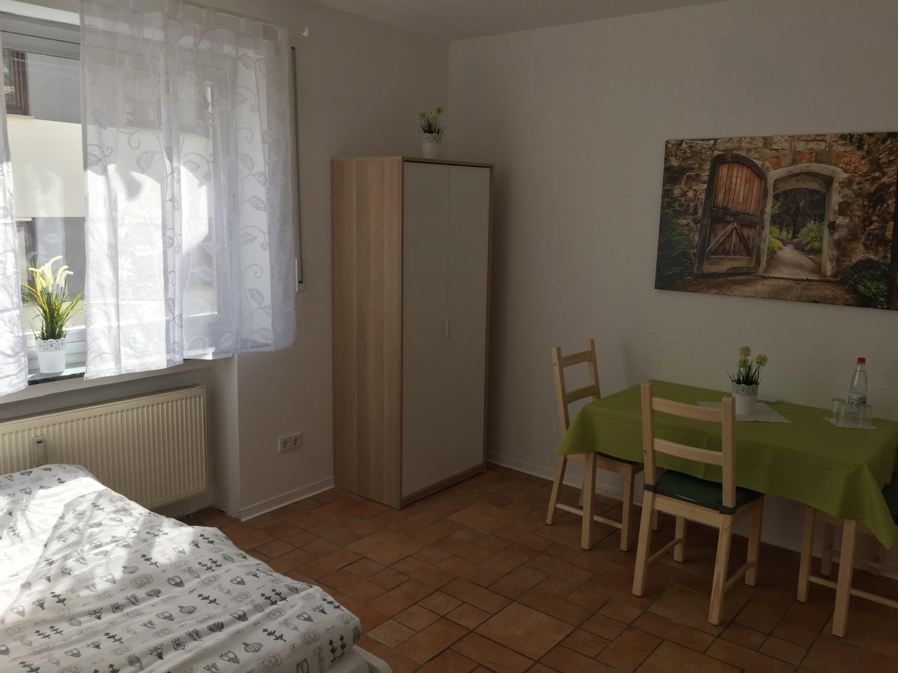 Standard Triple Room - Photo 5