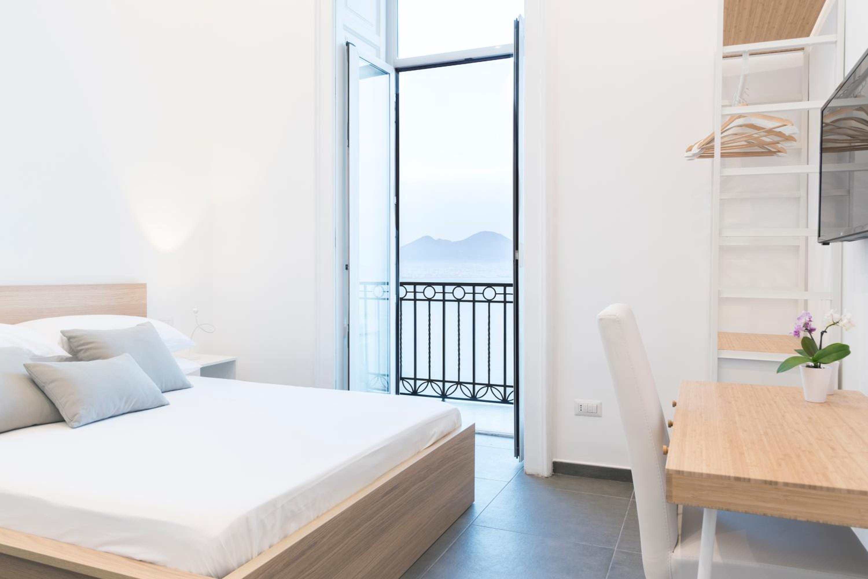 Double Room with Balcony and Sea View