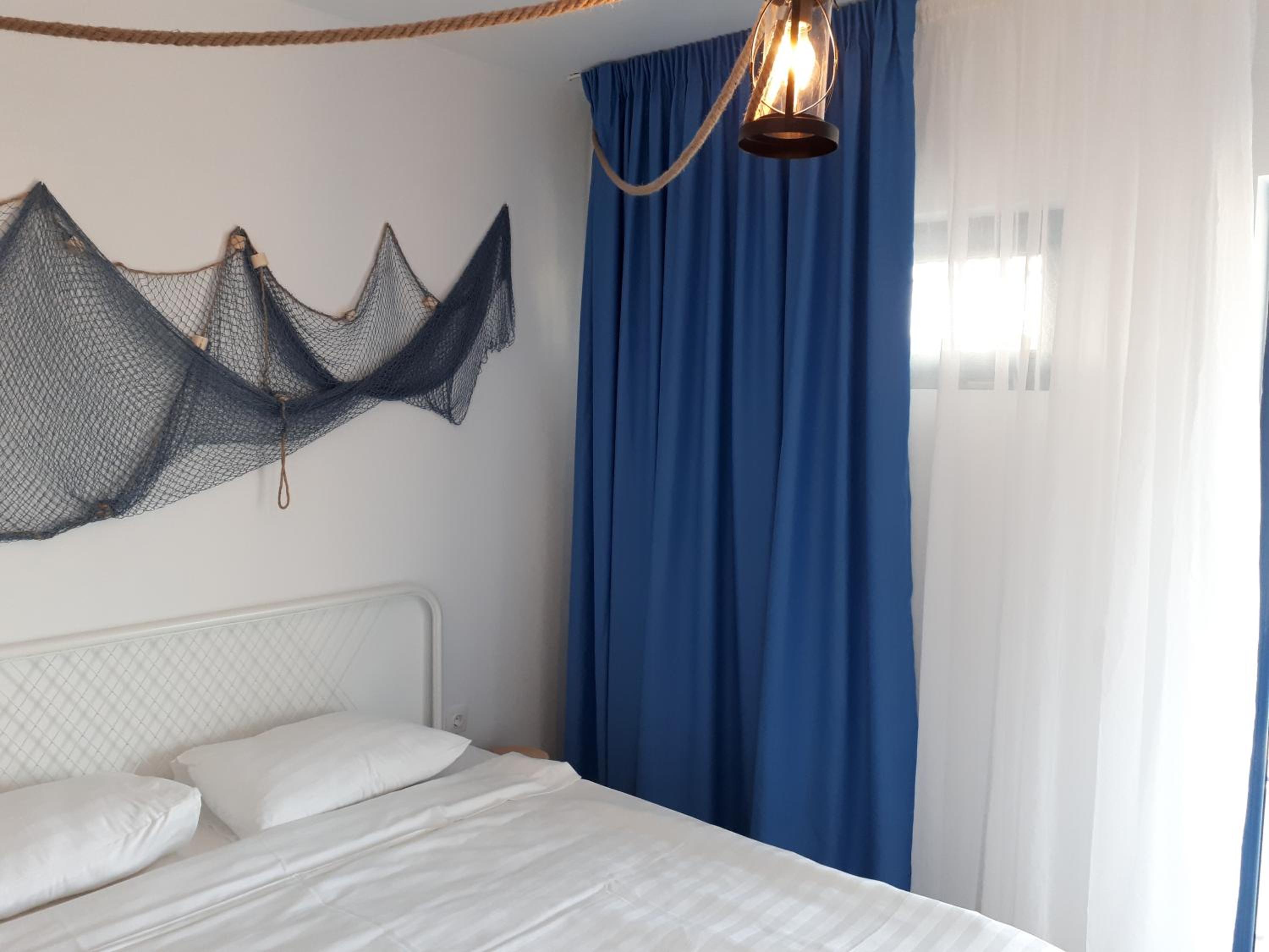 Double Room - Photo 3