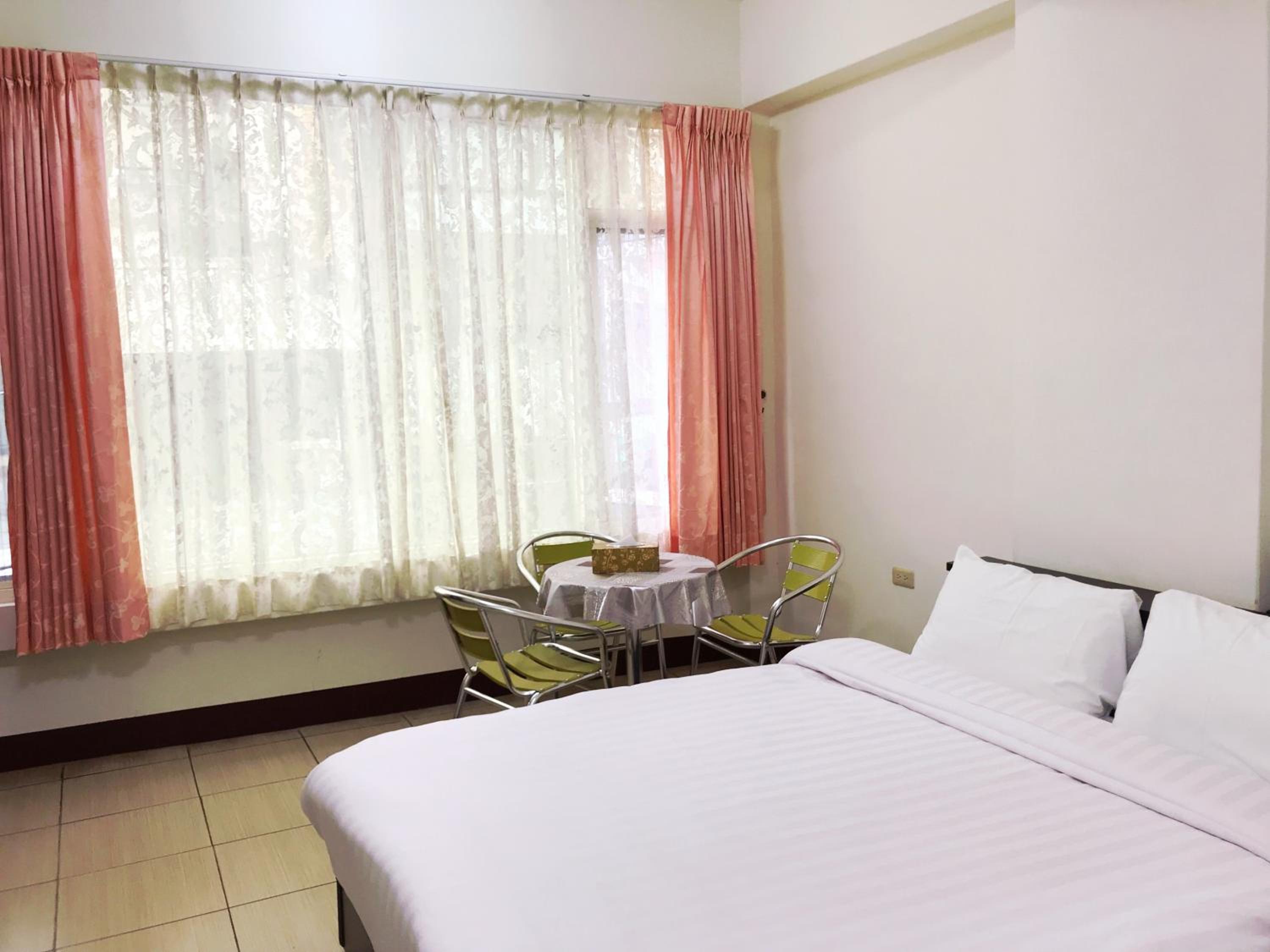 Double Room with Private Bathroom photo 3