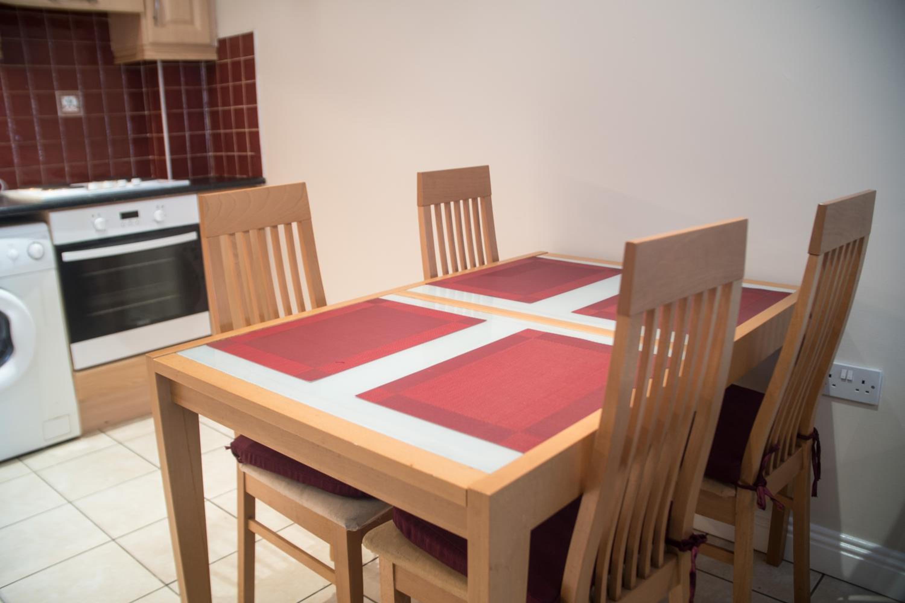 Apartment - Photo 2