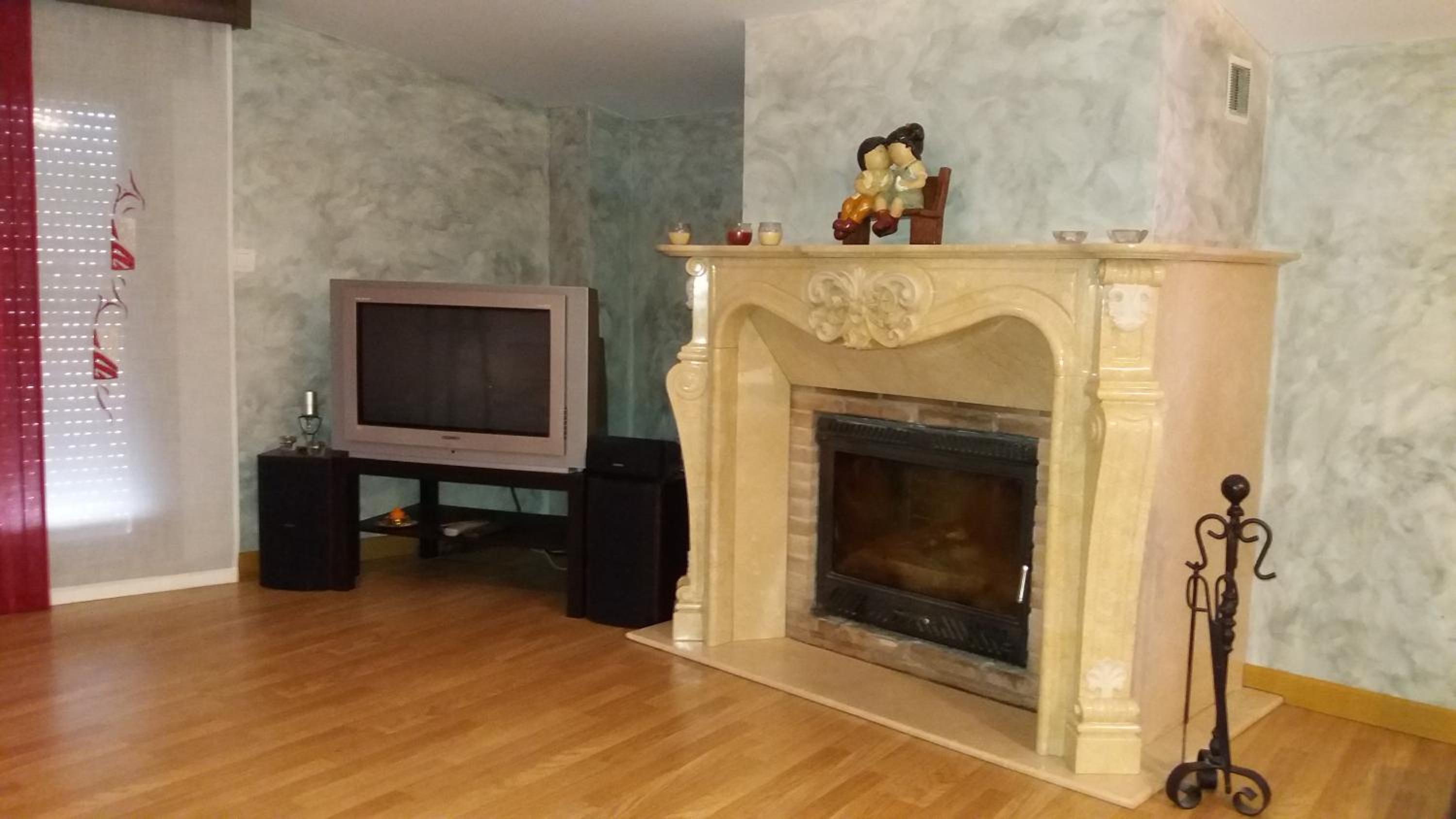 Deluxe Suite with Spa Bath - Photo 2
