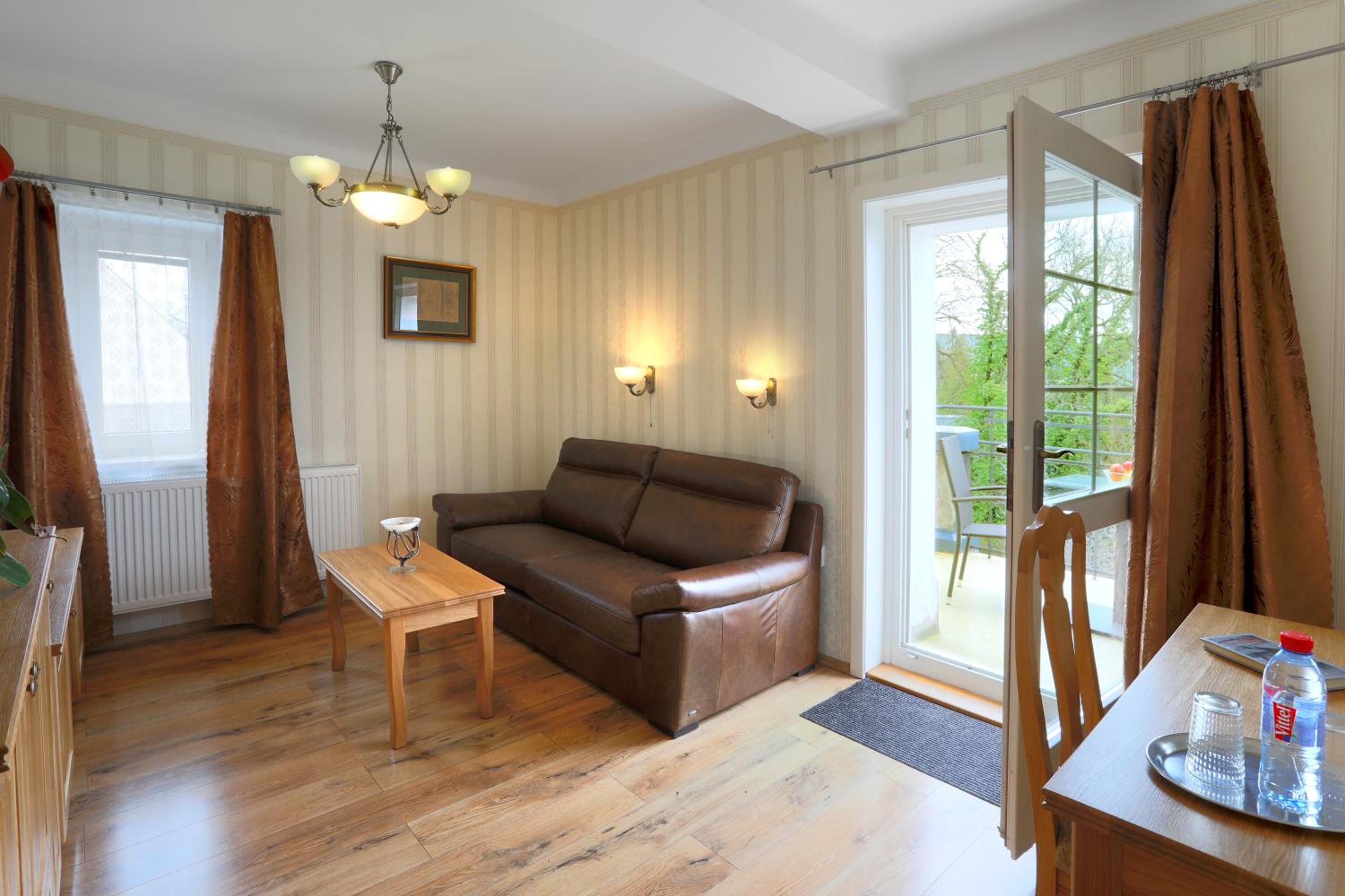 Exclusive Suite - Photo 9