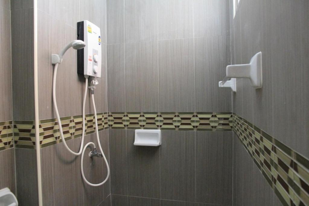 Standard Double or Twin Room photo 3