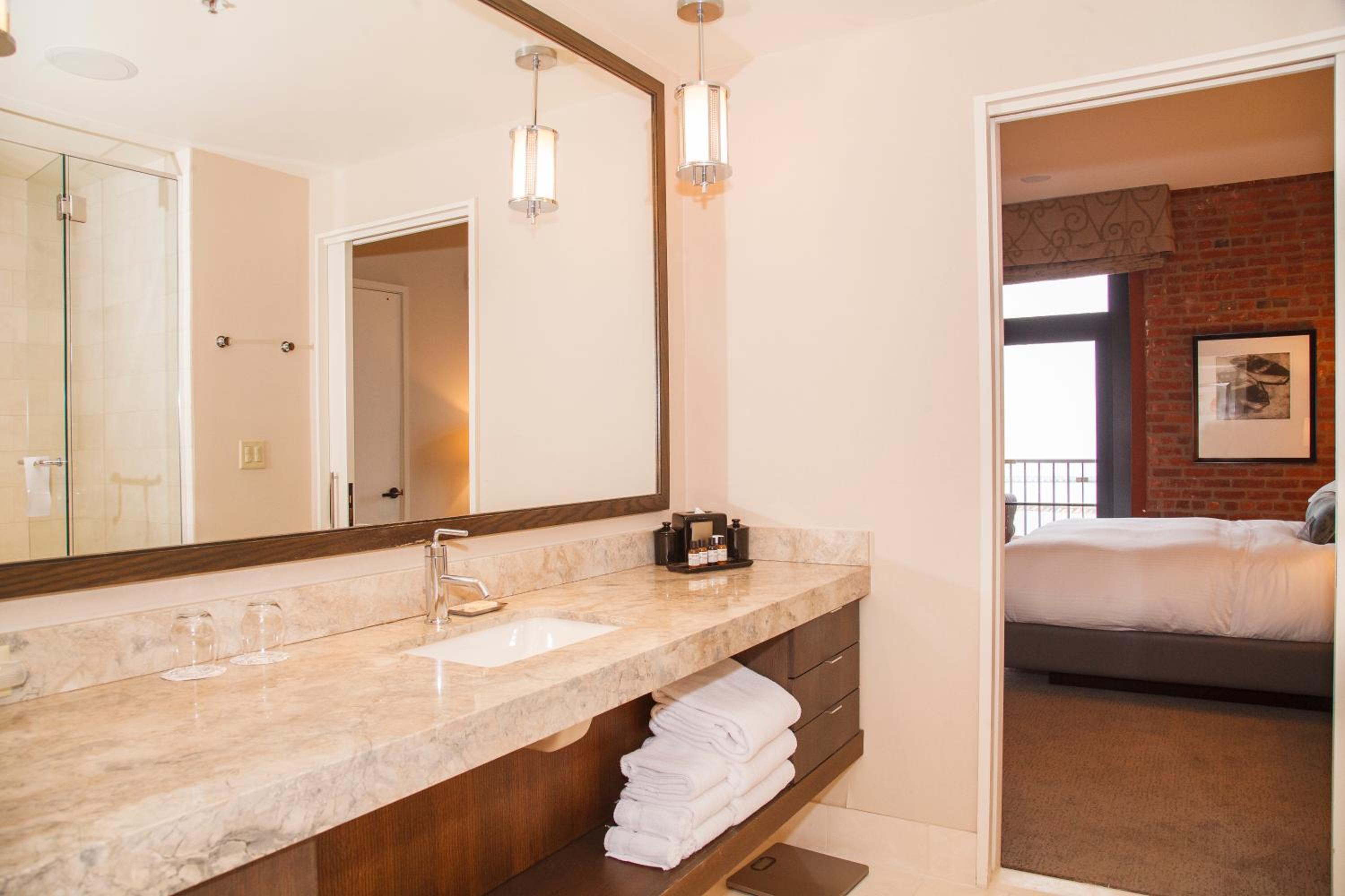 One Bedroom Residence with One King Bed and Sofa bed