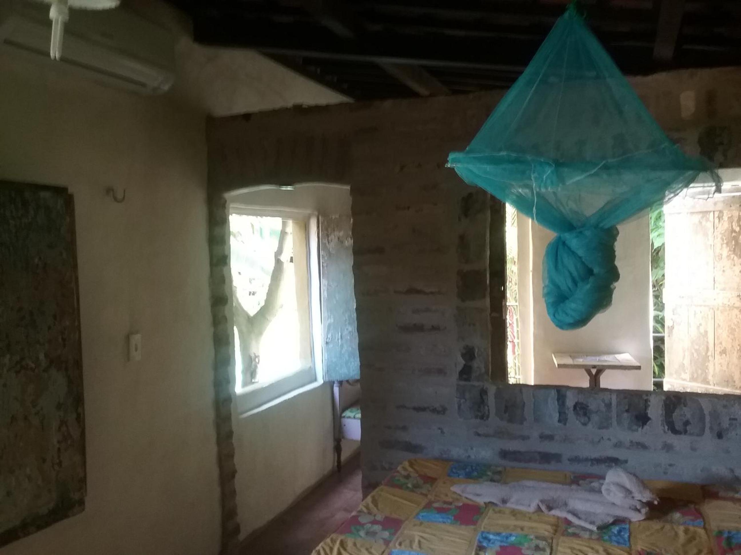 Quadruple Room with Shower - Photo 5