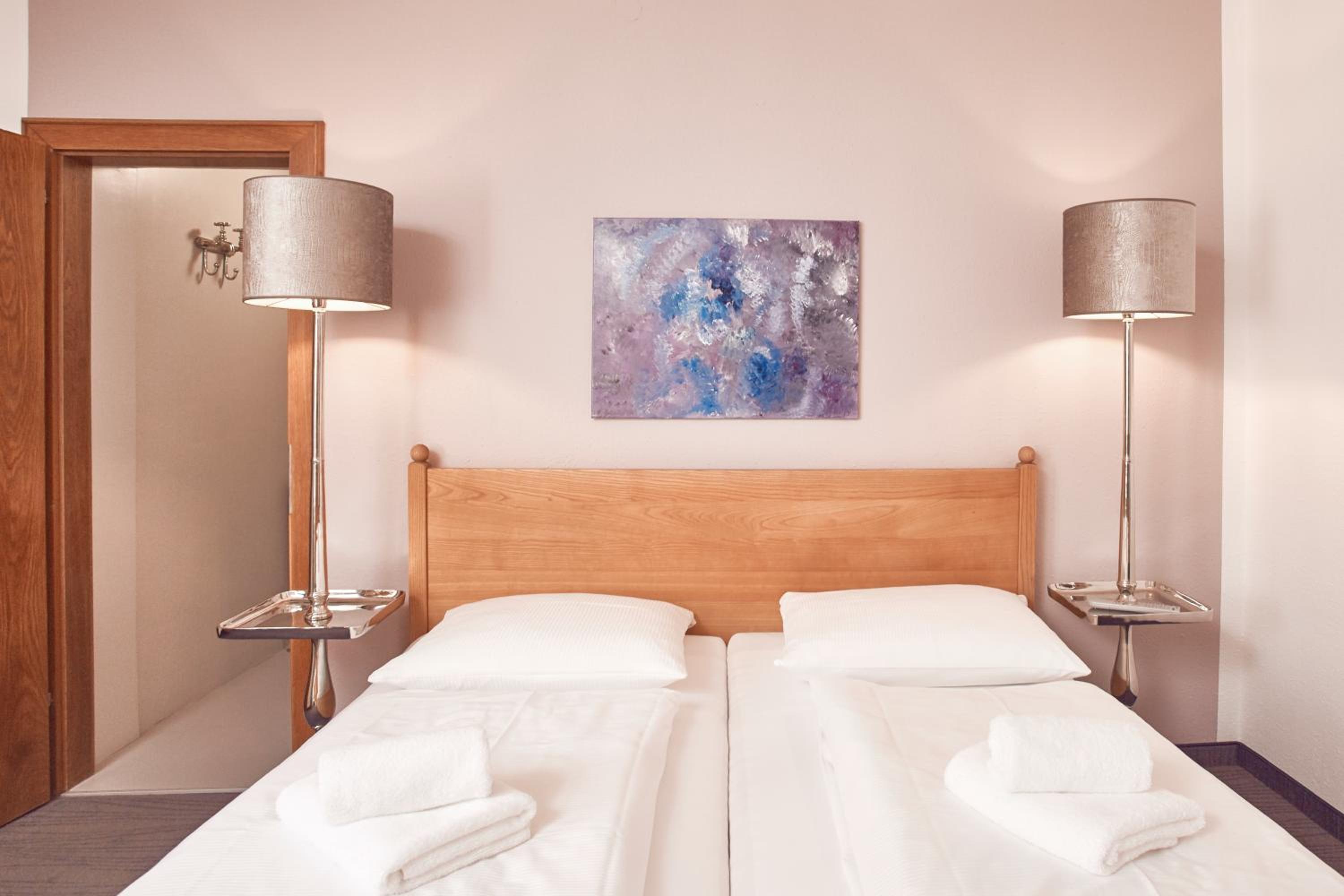 Double Room - Photo 15
