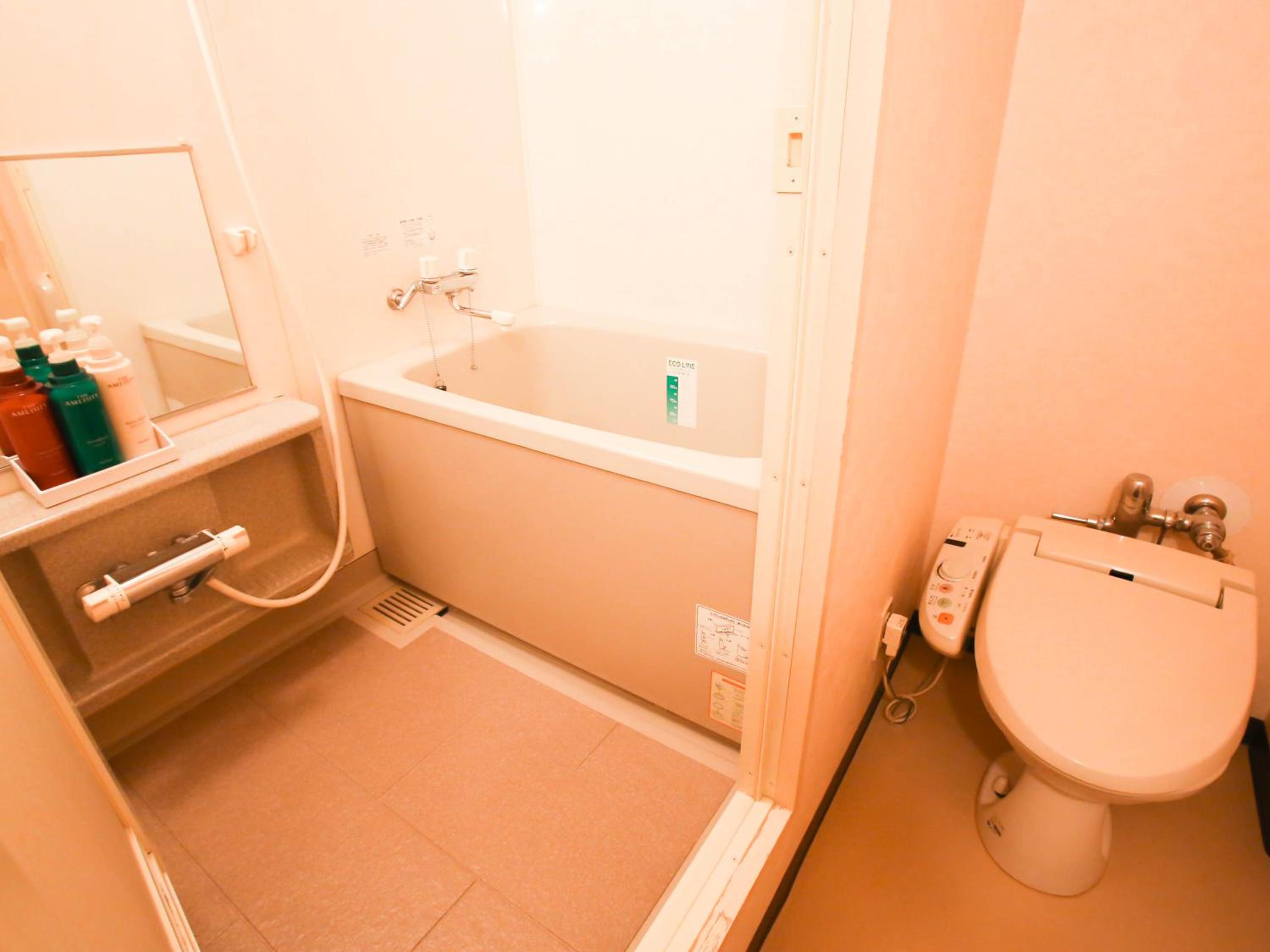 Double Room - Non-Smoking - Photo 5