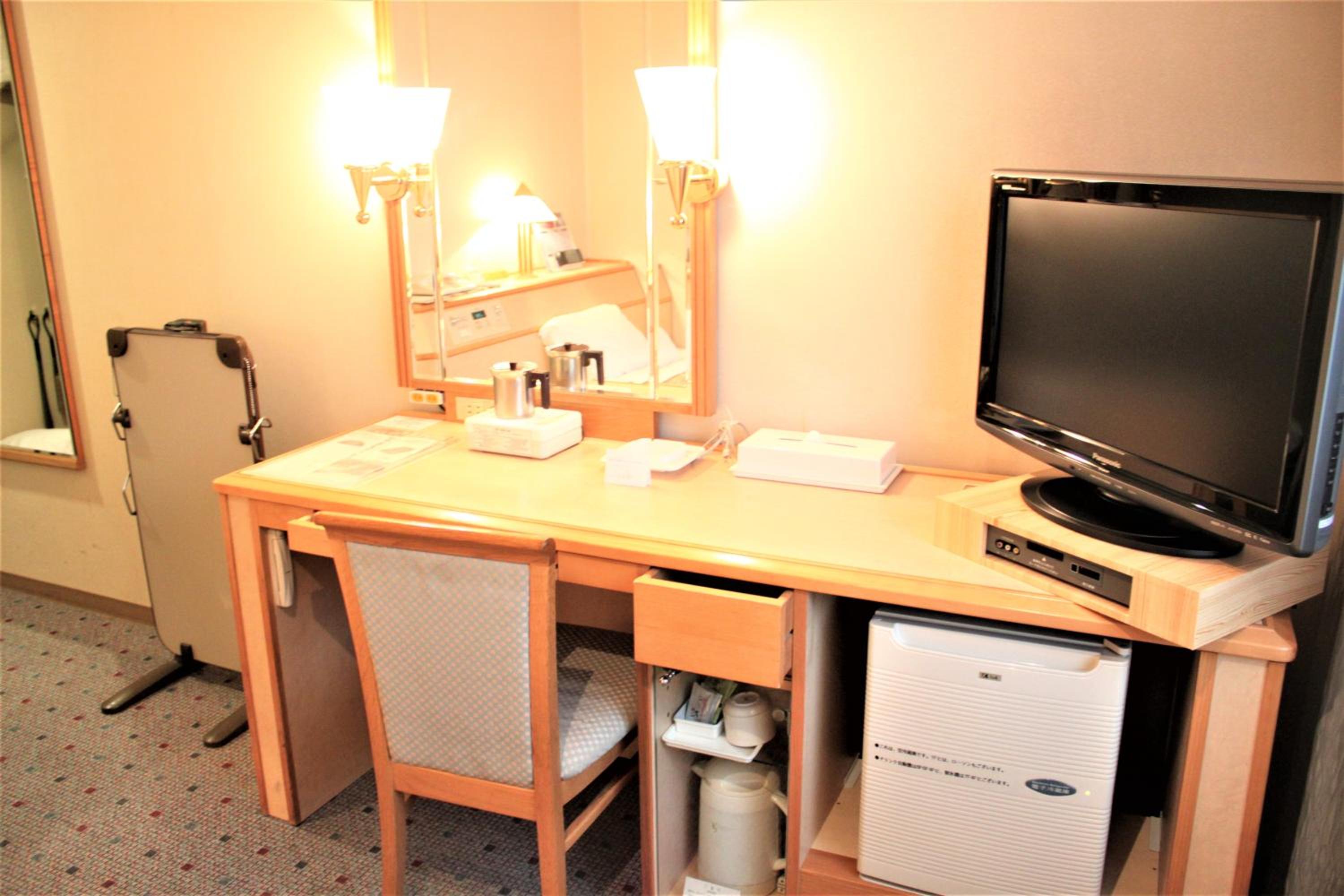 Deluxe Single Room - Non-Smoking photo 1