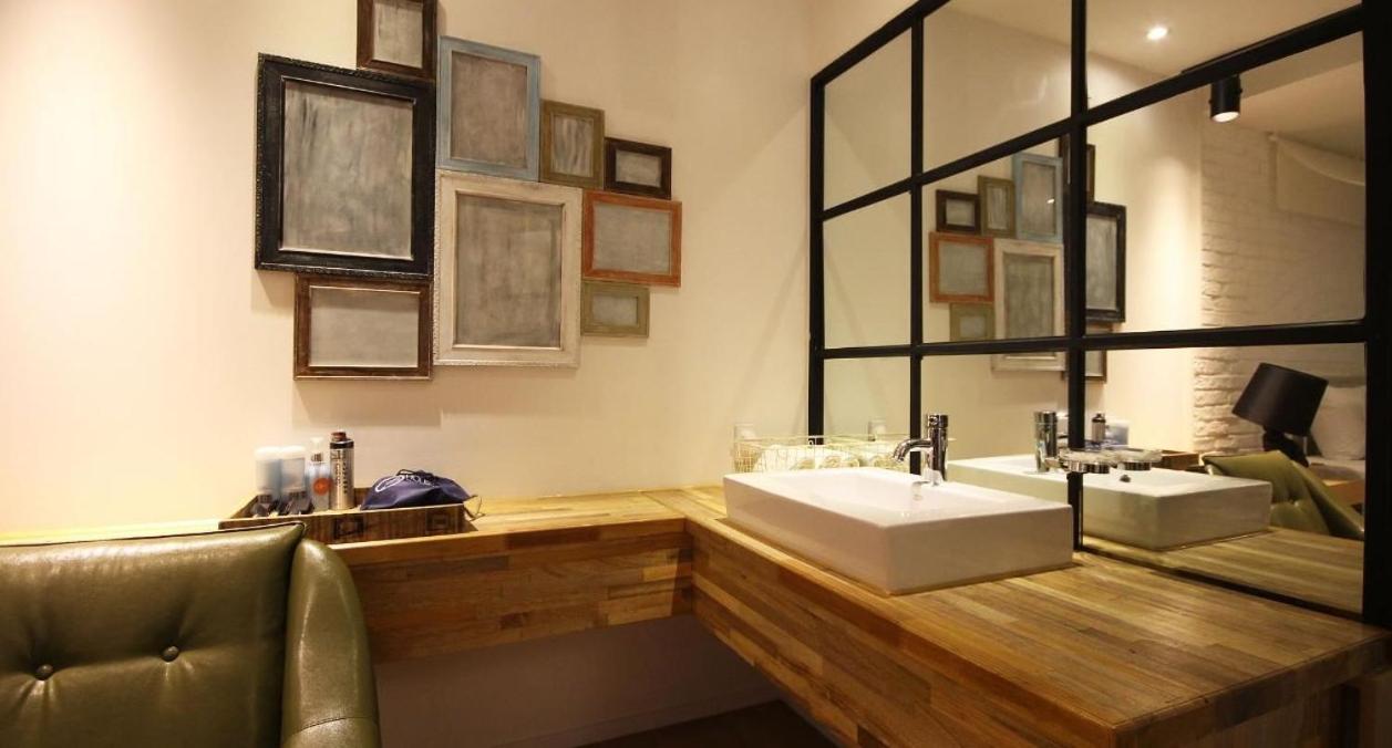 Standard Twin Room - Photo 6