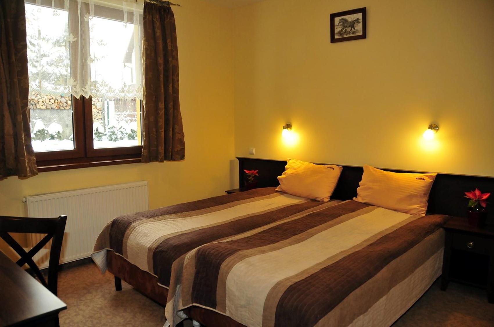 Double or Twin Room - Photo 1