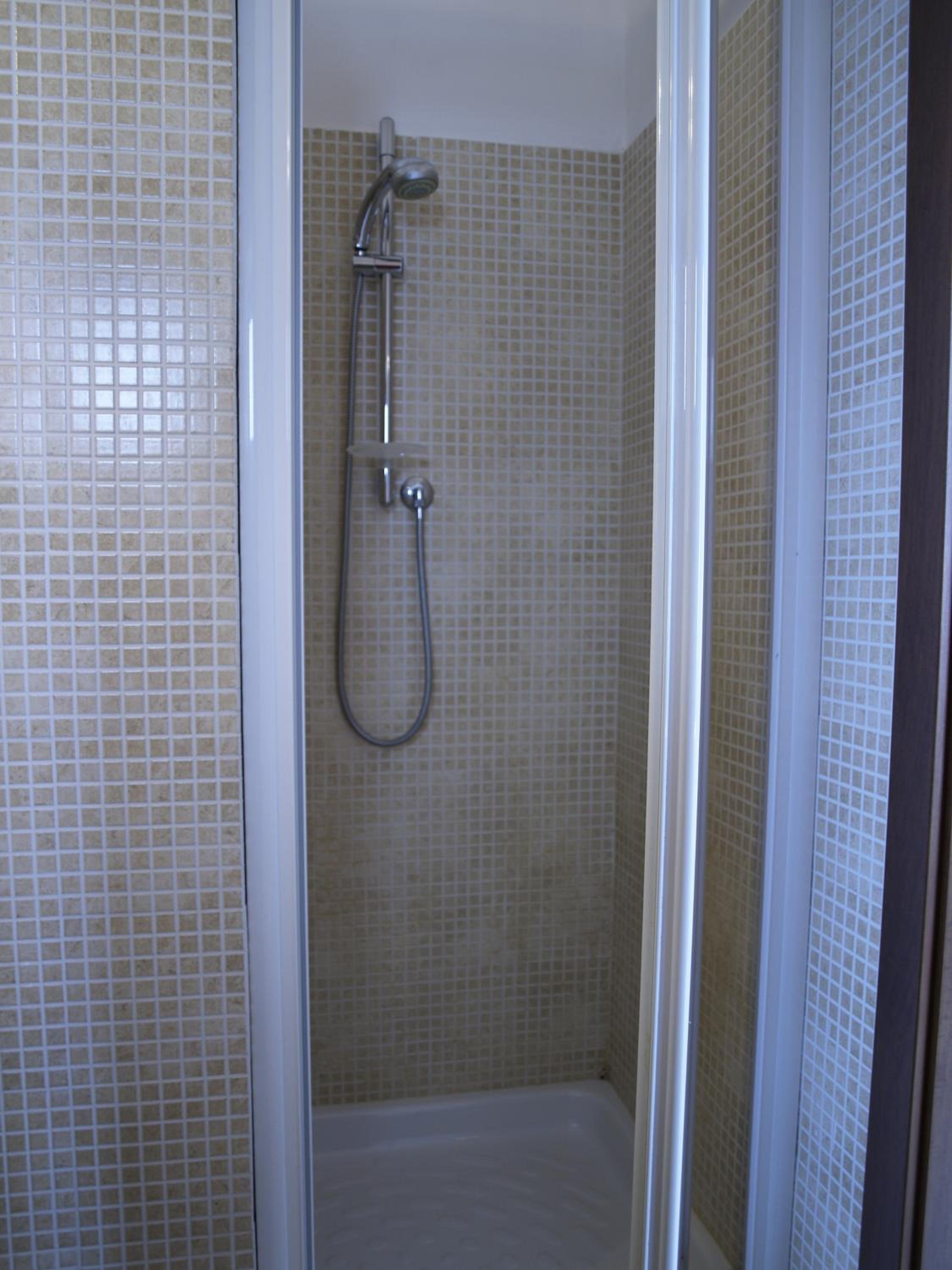 Quadruple Room with Balcony photo 2