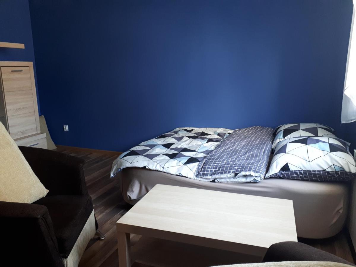 Apartment photo 2