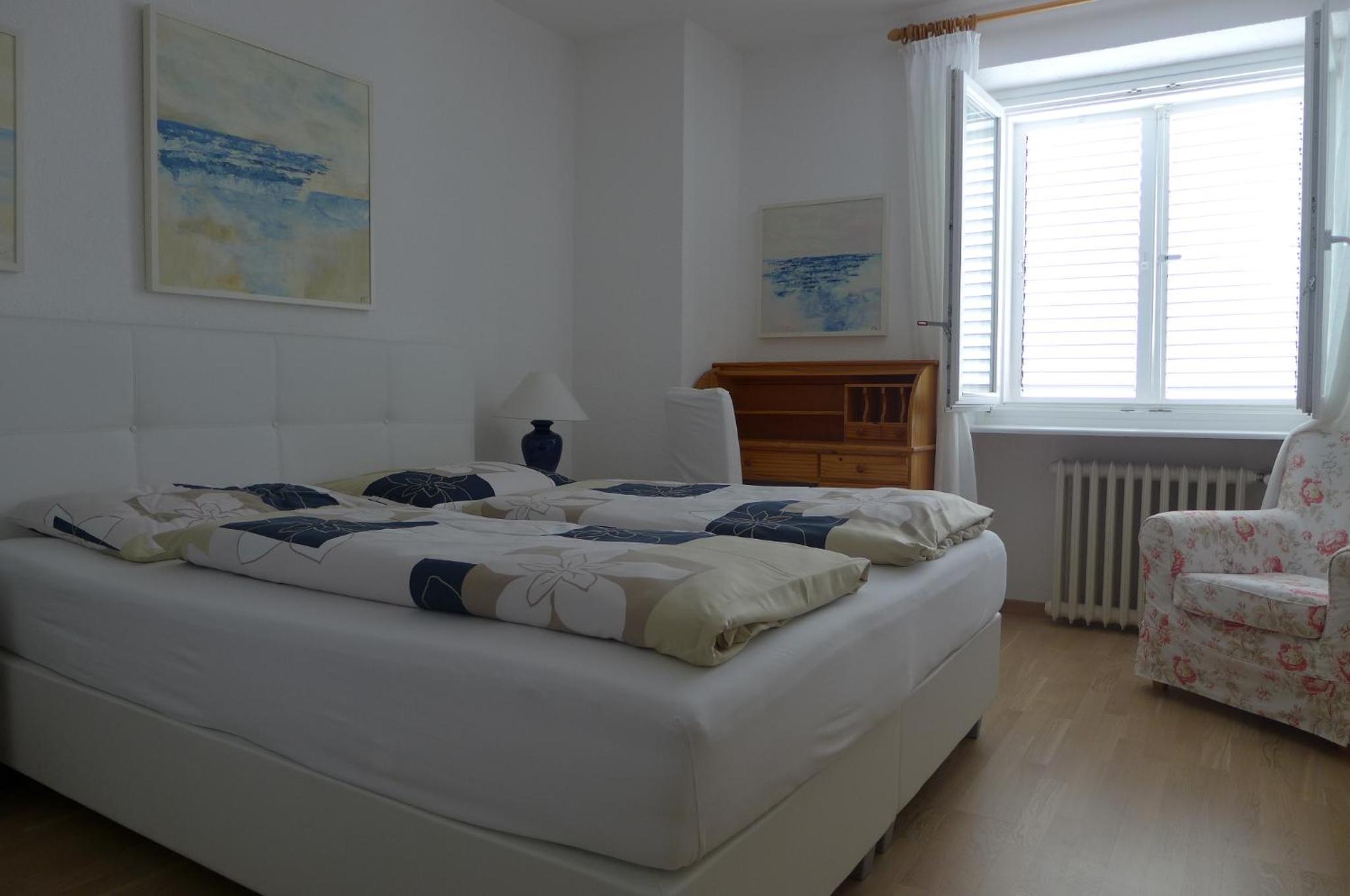 One-Bedroom Apartment photo 3