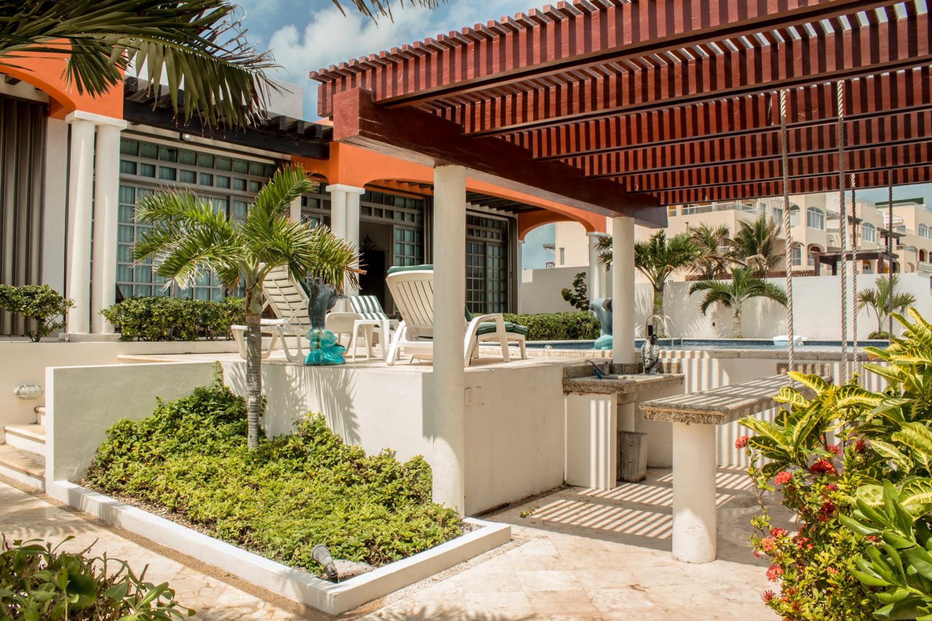 Villa with Sea View photo 1