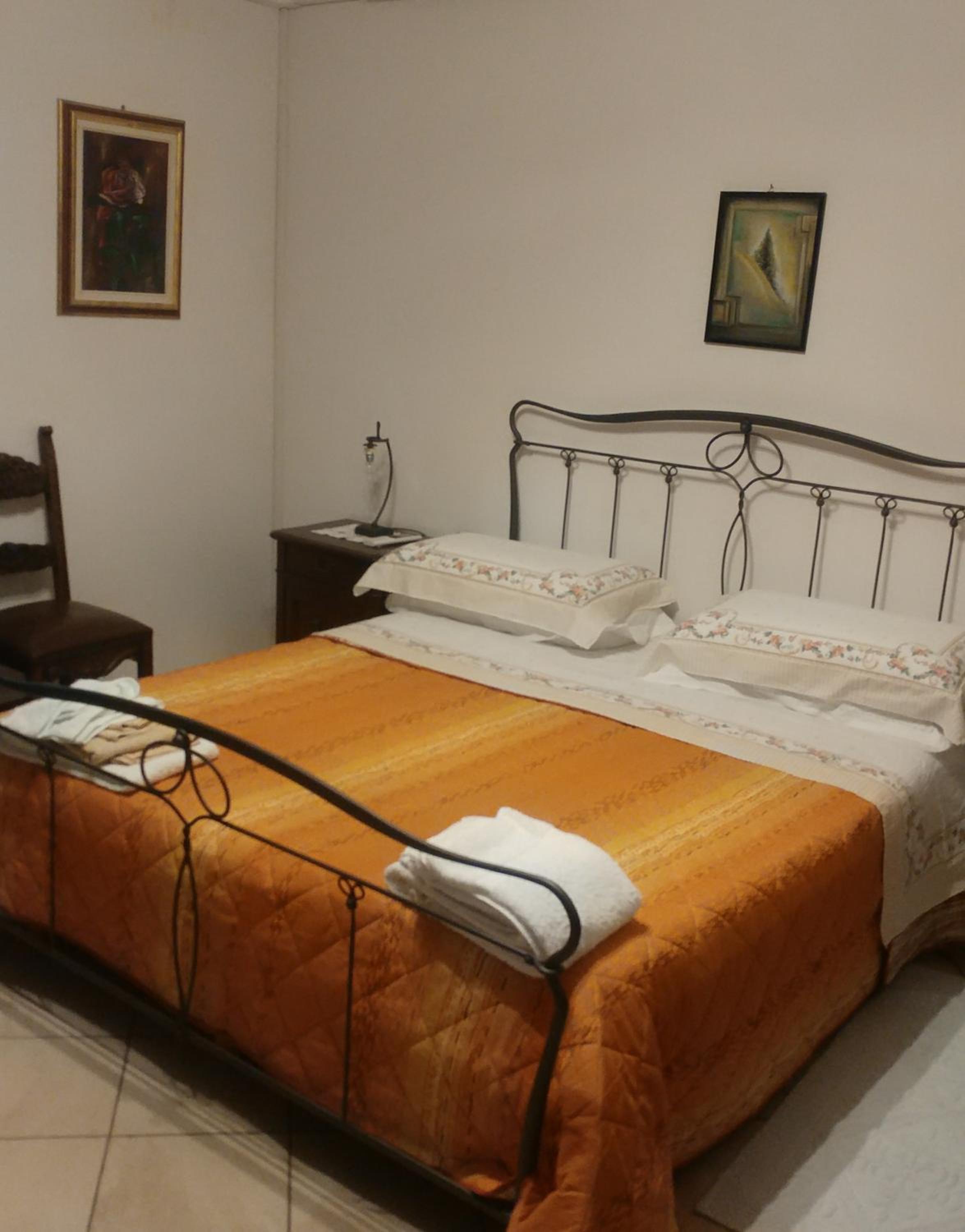 One-Bedroom House photo 1