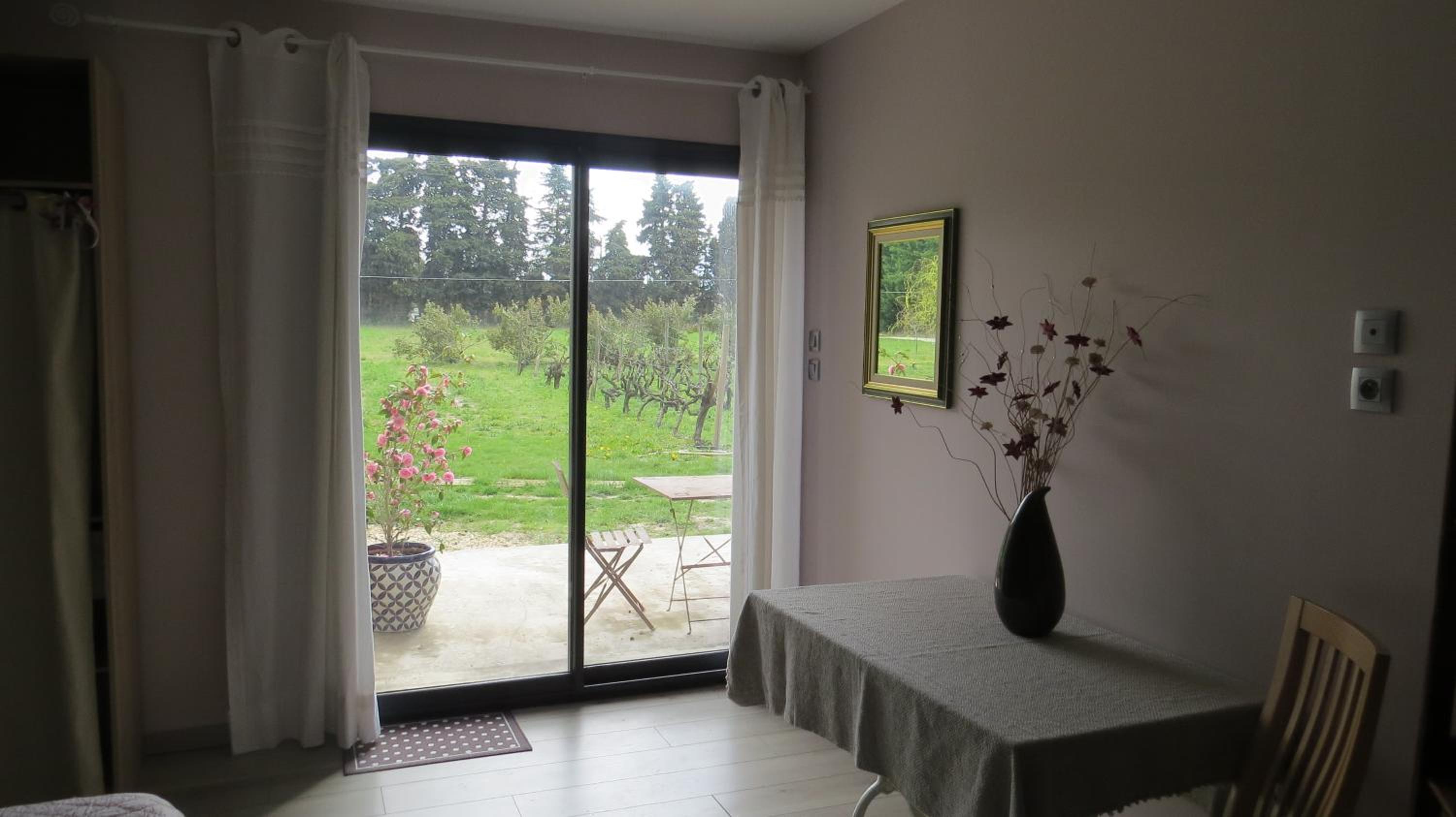 Double Room with Garden View - Photo 1