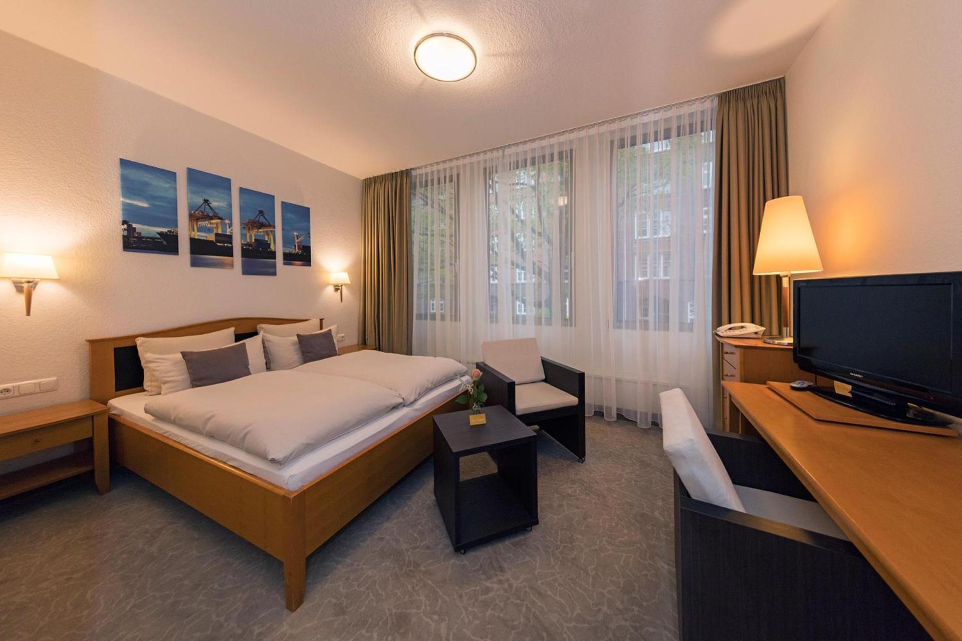 Standard Double Room - Photo 1