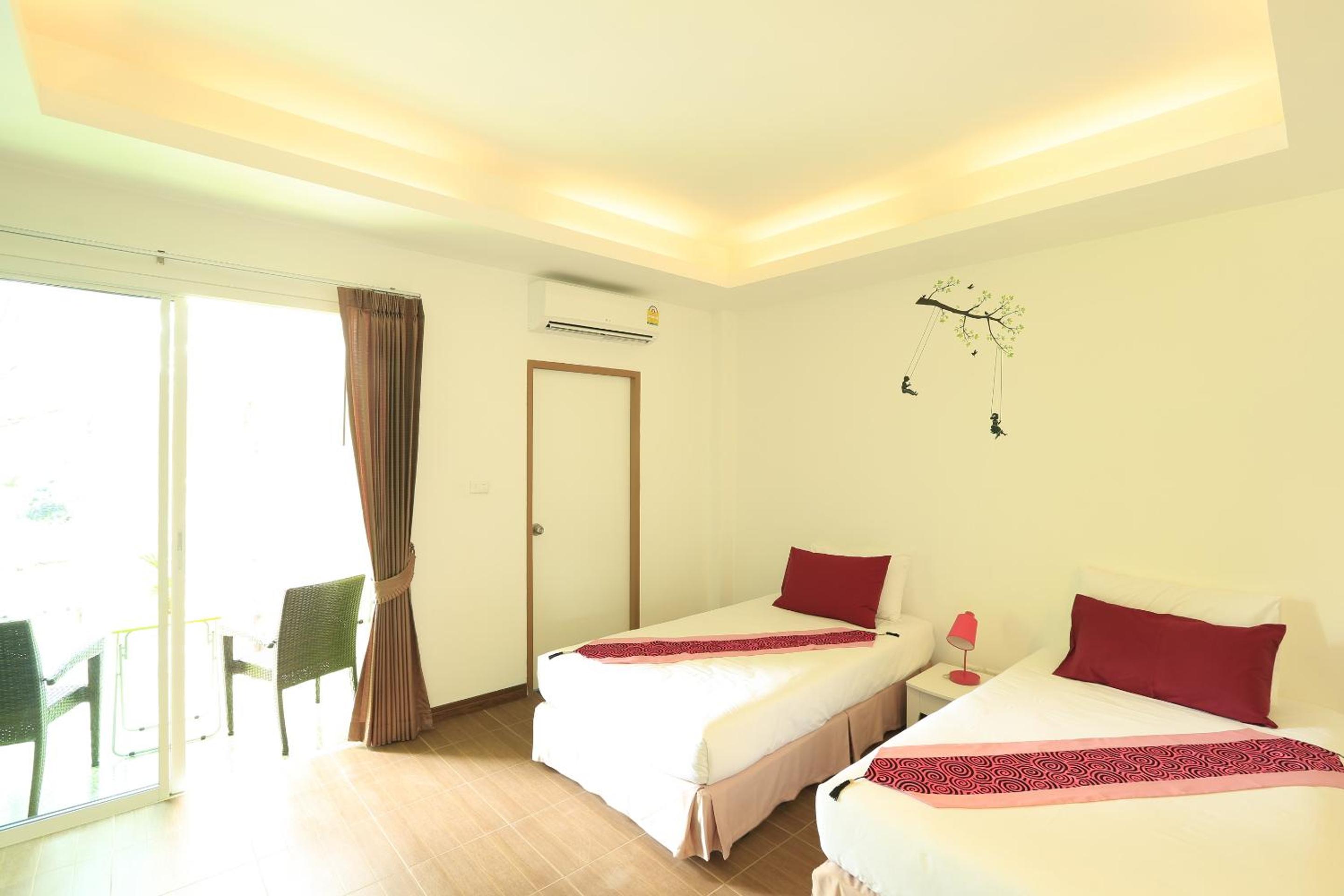 Superior Double or Twin Room photo 3