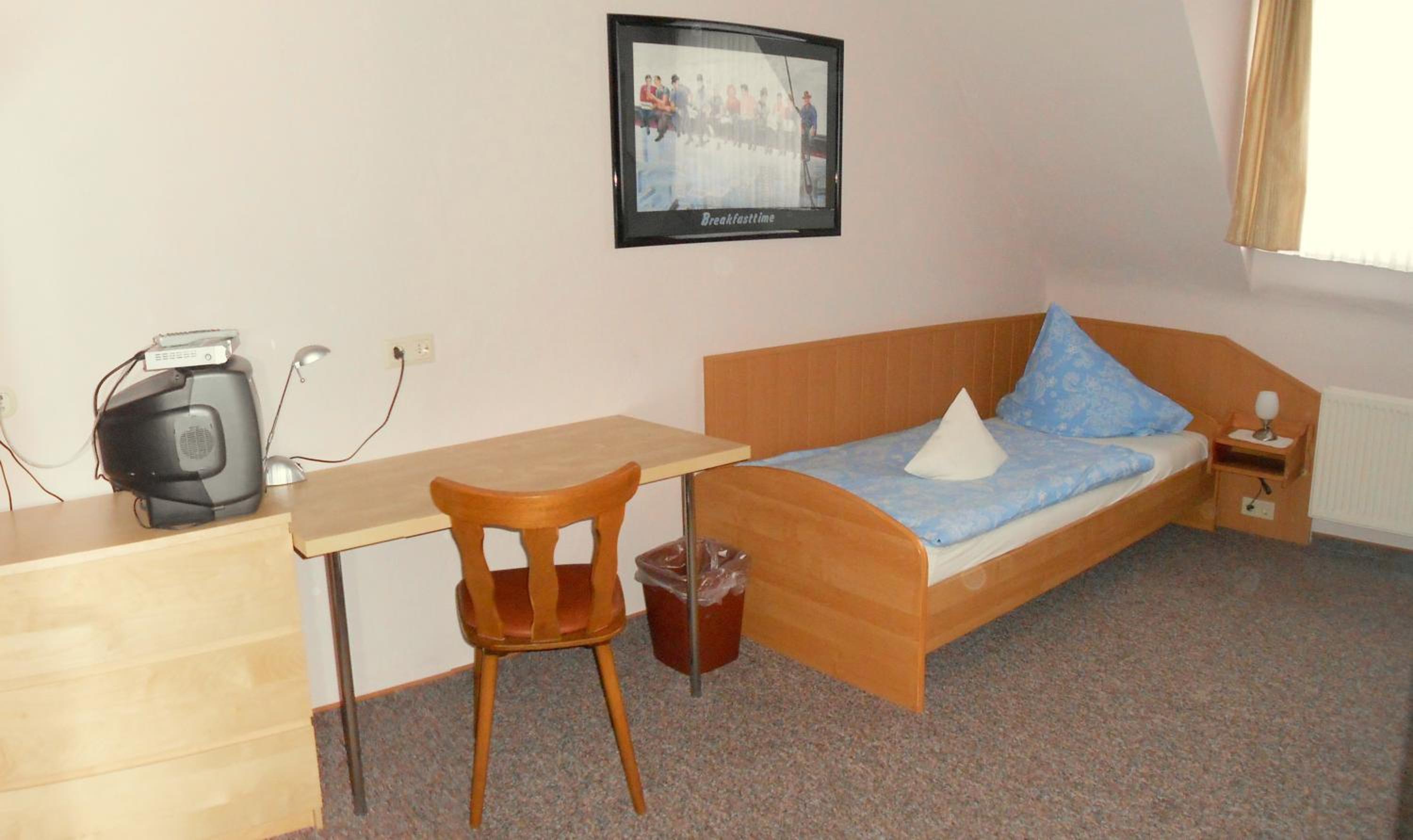 Single Room photo 3