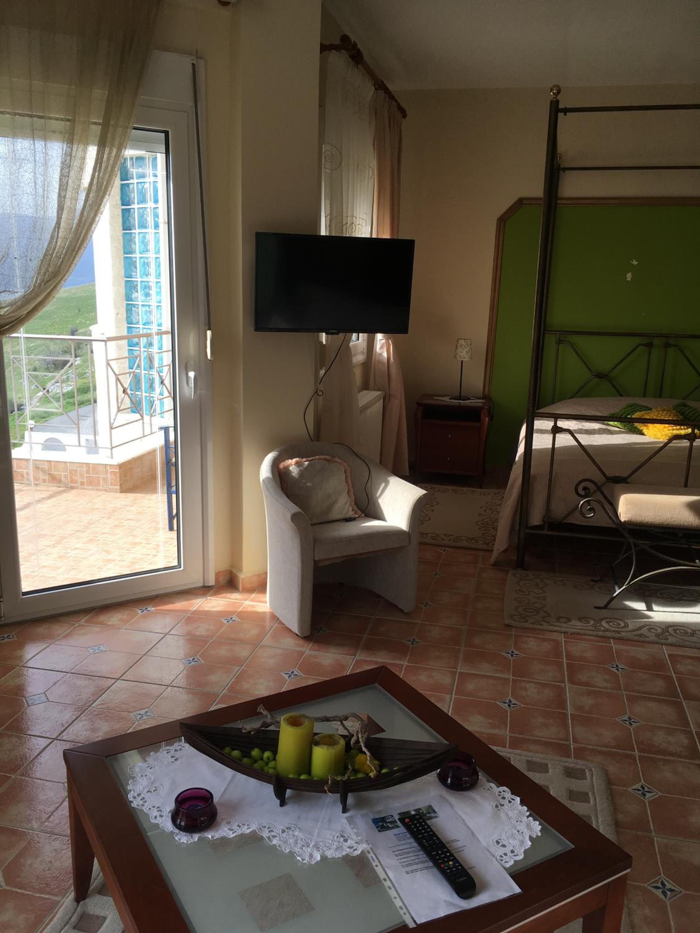 Agnadema- Apartment with Lake View