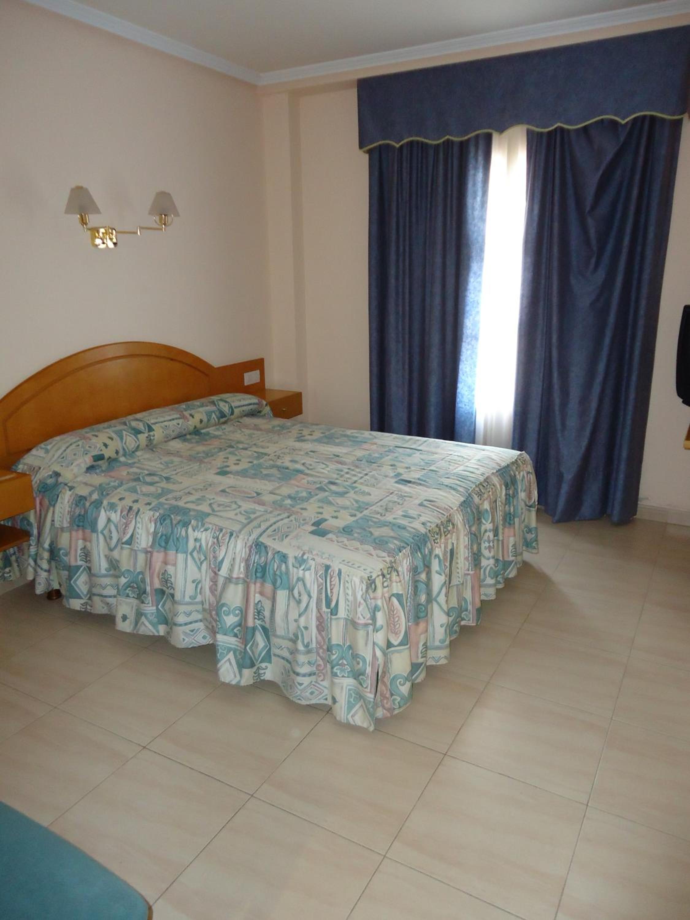 Habitación Doble o con Dos Camas