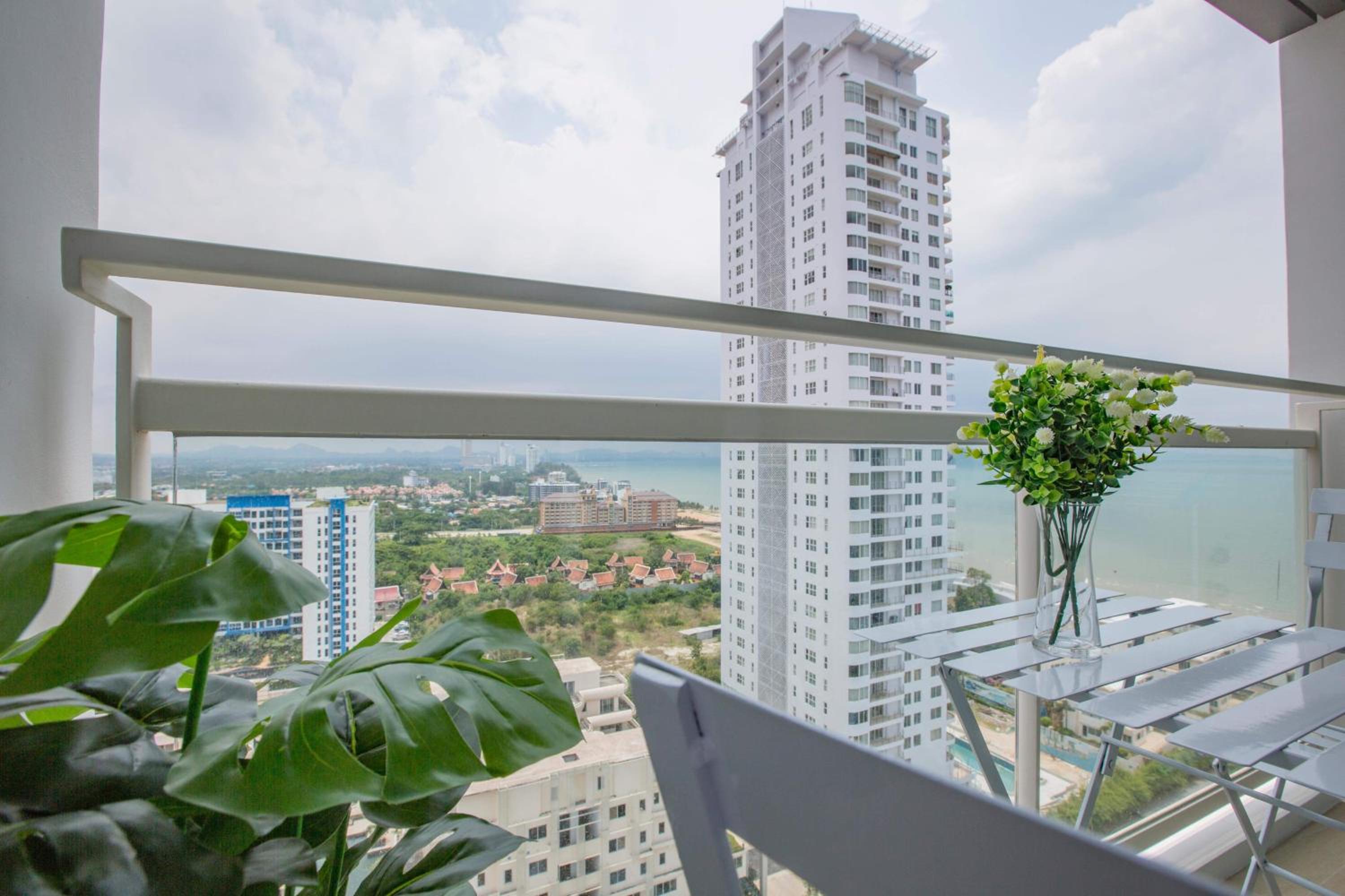 Apartment - Photo 28