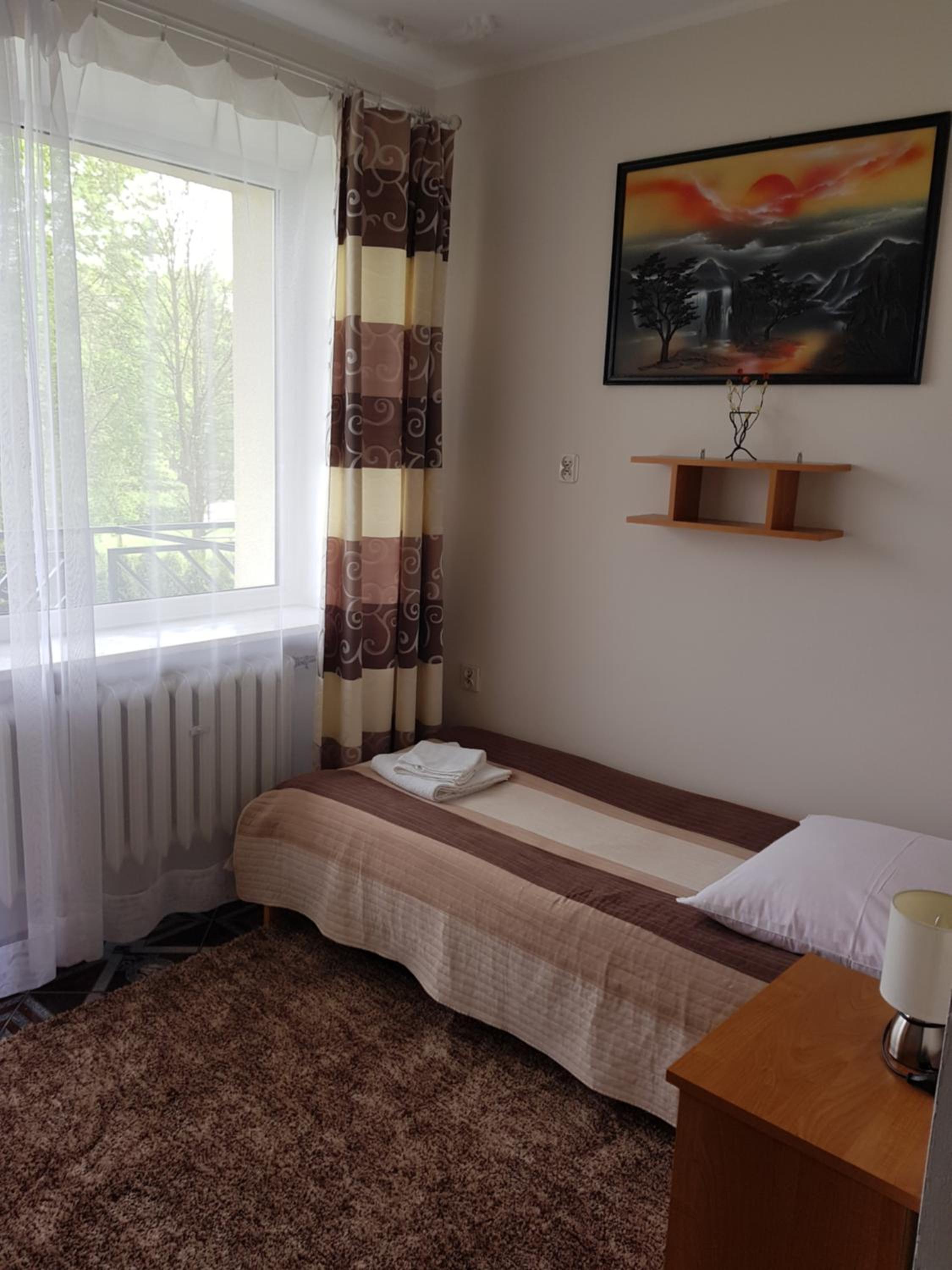 Single Room photo 2