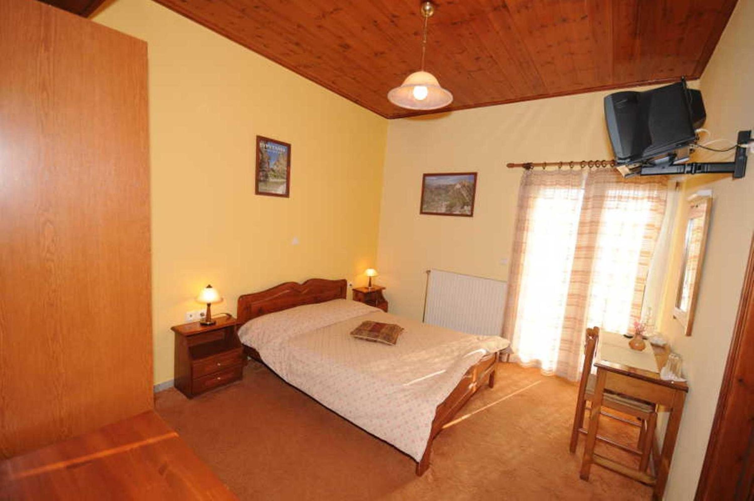 Double or Twin Room photo 3