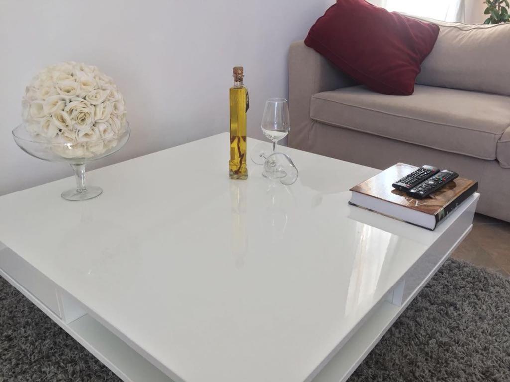 Apartment photo 2