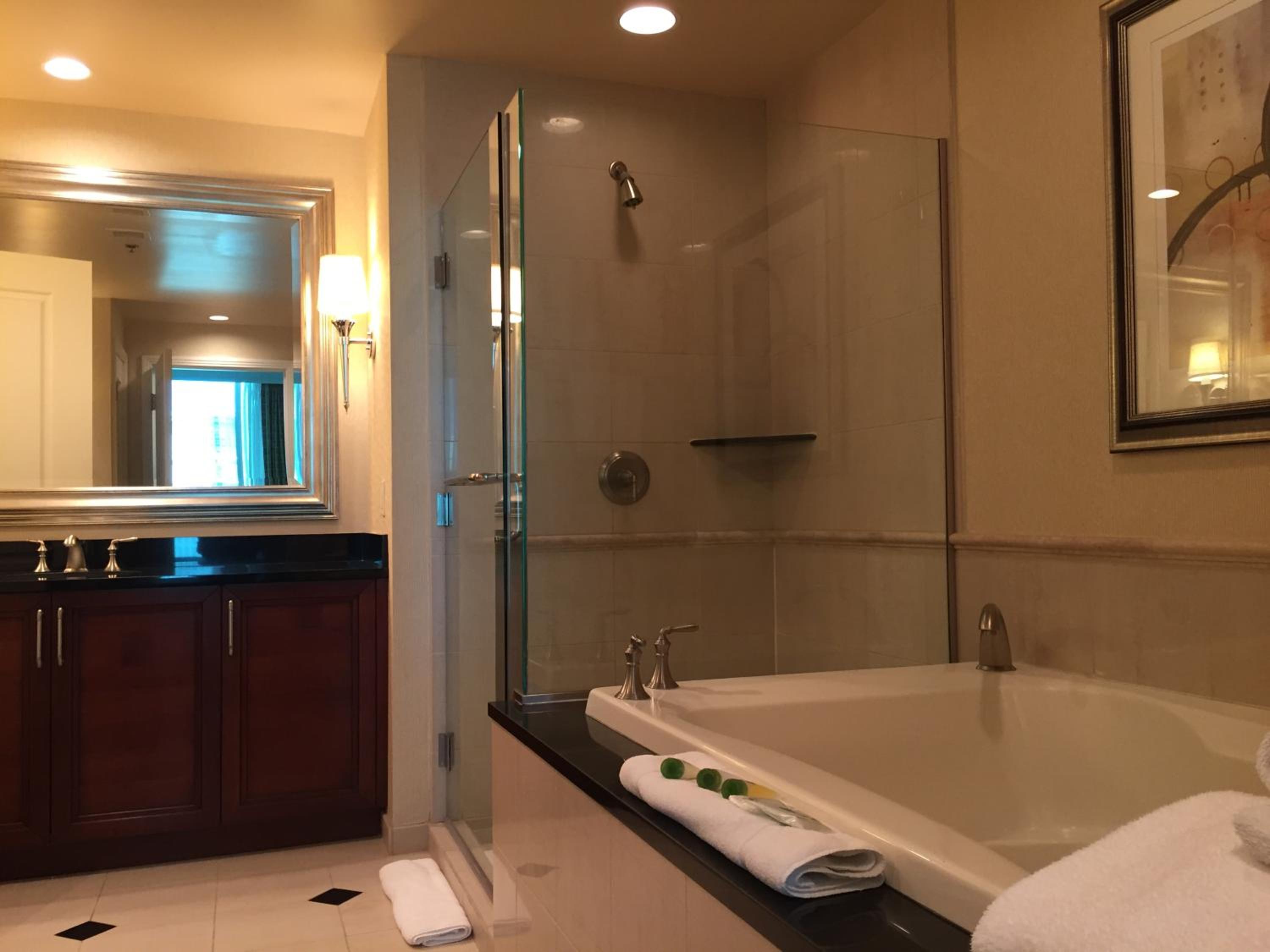 One-Bedroom Apartment - Photo 10