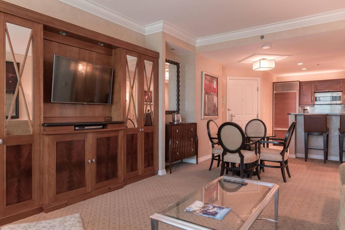 One-Bedroom Apartment - Photo 25