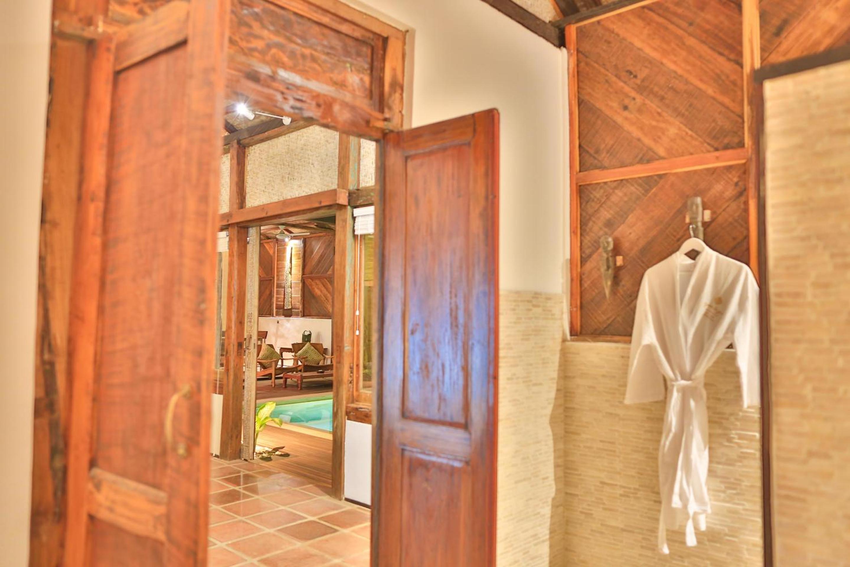 Two-Bedroom Villa with Private Pool - Photo 3