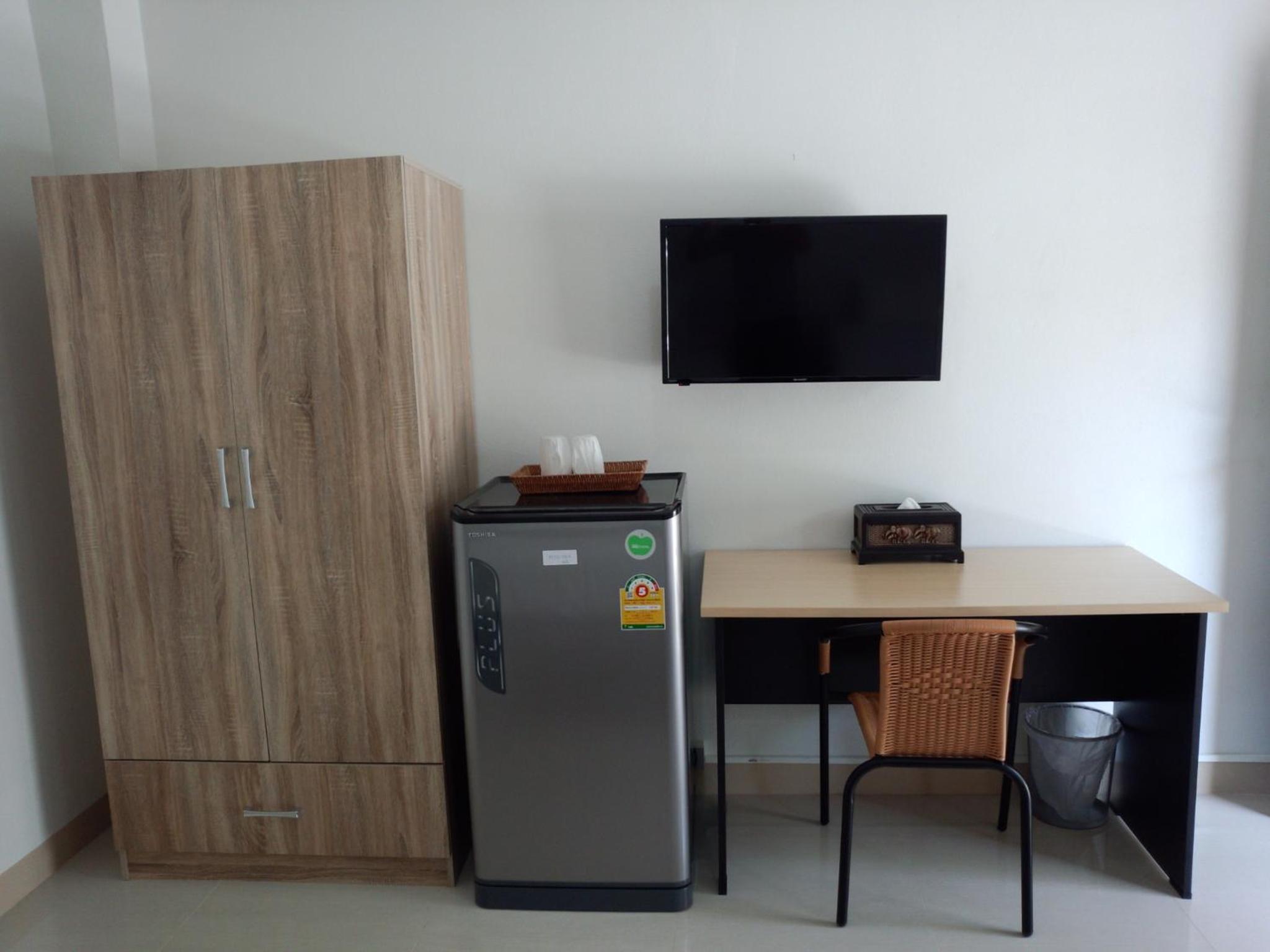 Standard Twin Room- Upper Floor - Photo 22
