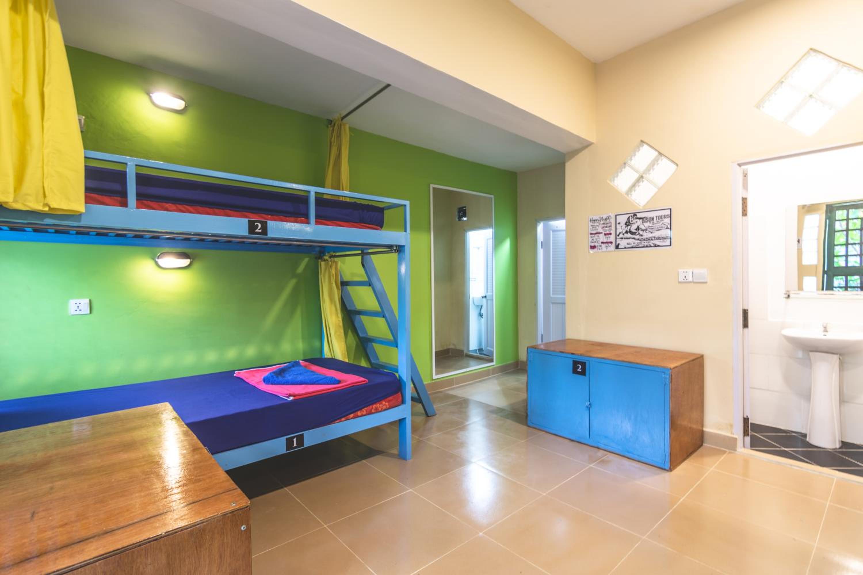 Bed in 4-Bed Mixed Dormitory Room photo 1