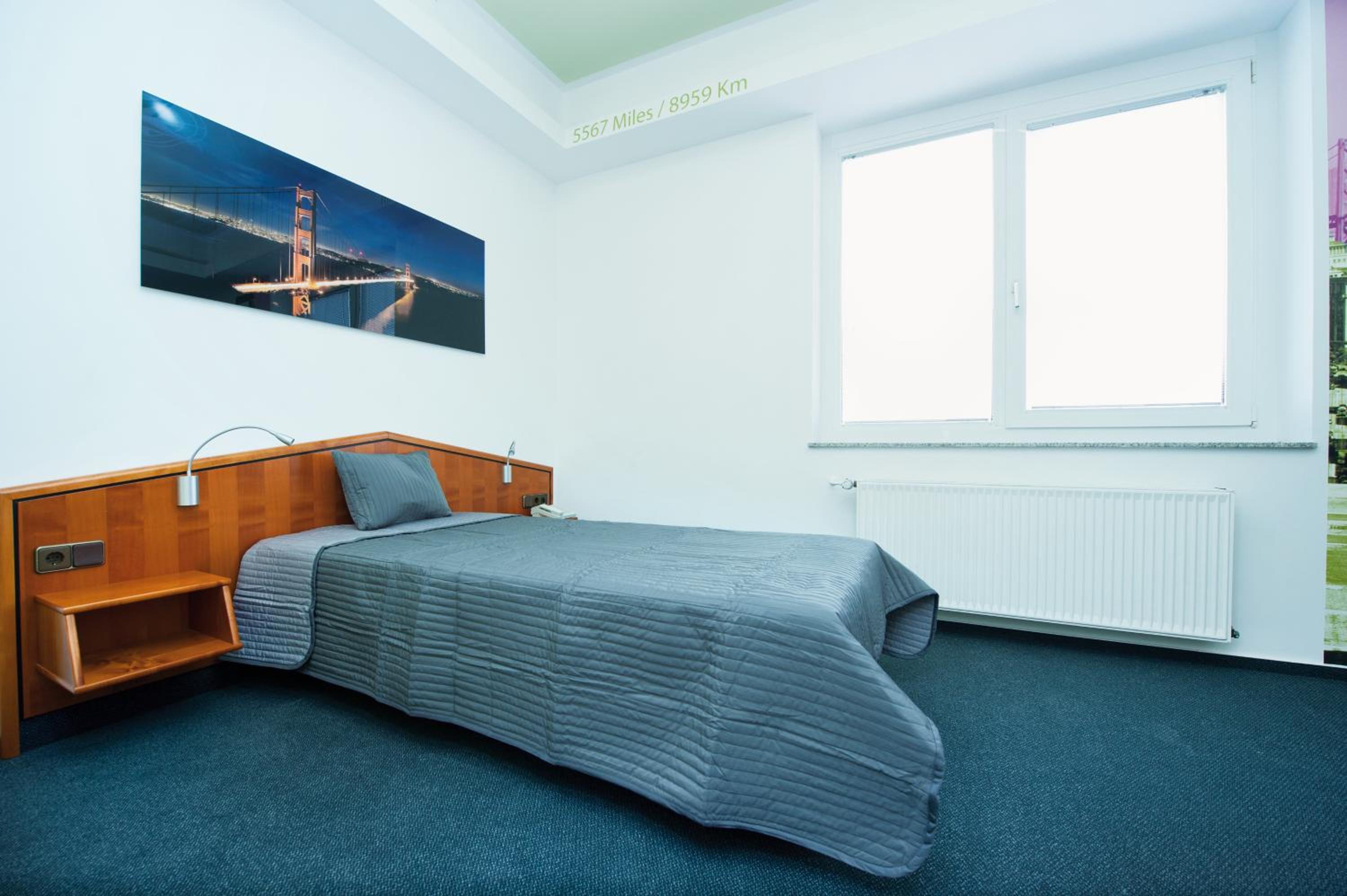 Single Room photo 3